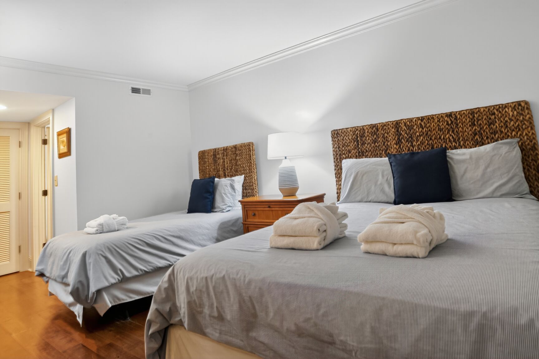 Ocean One 403 | Photo 25