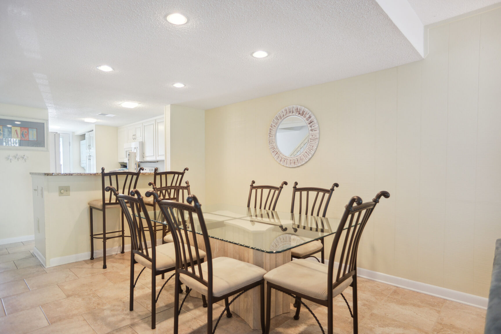 Surf Court 22 | Photo 4