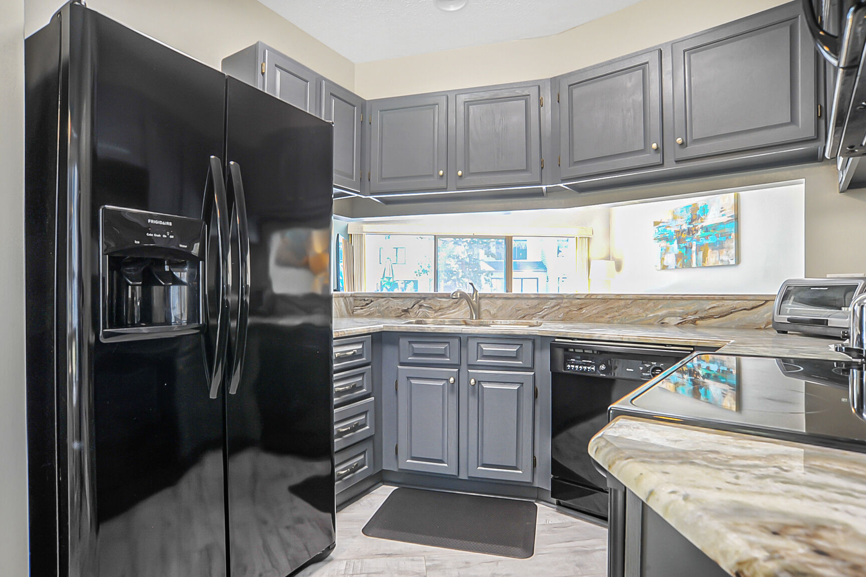 Ocean Breeze 28 | Photo 11