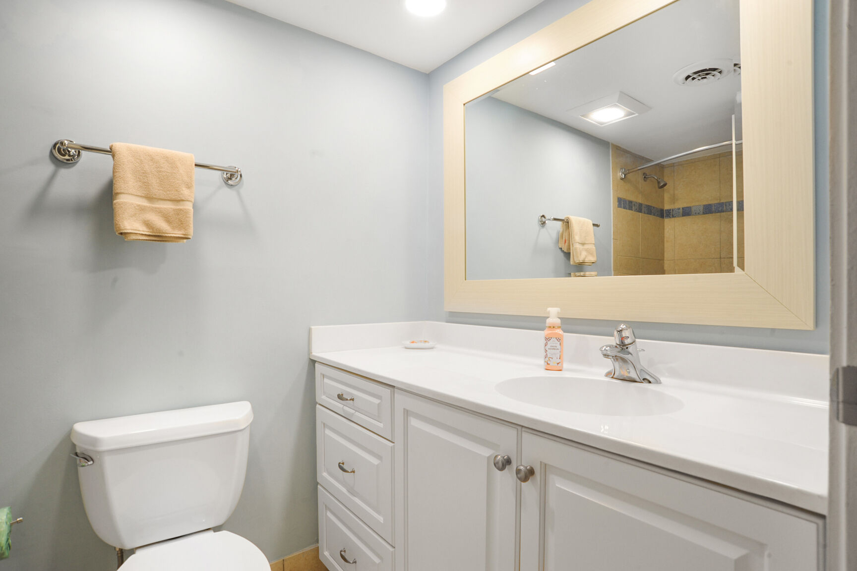Ocean One 221 | Photo 26