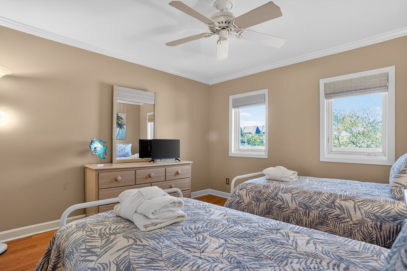 Shorewood 505 | Photo 22