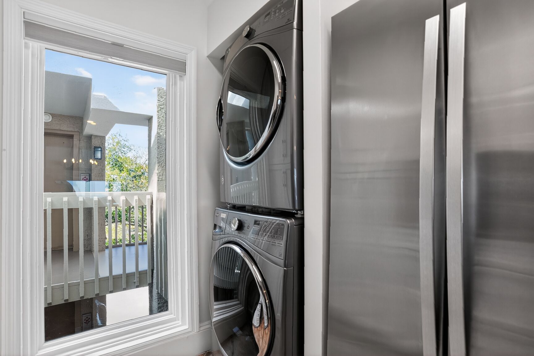 Shorewood 505 | Photo 15