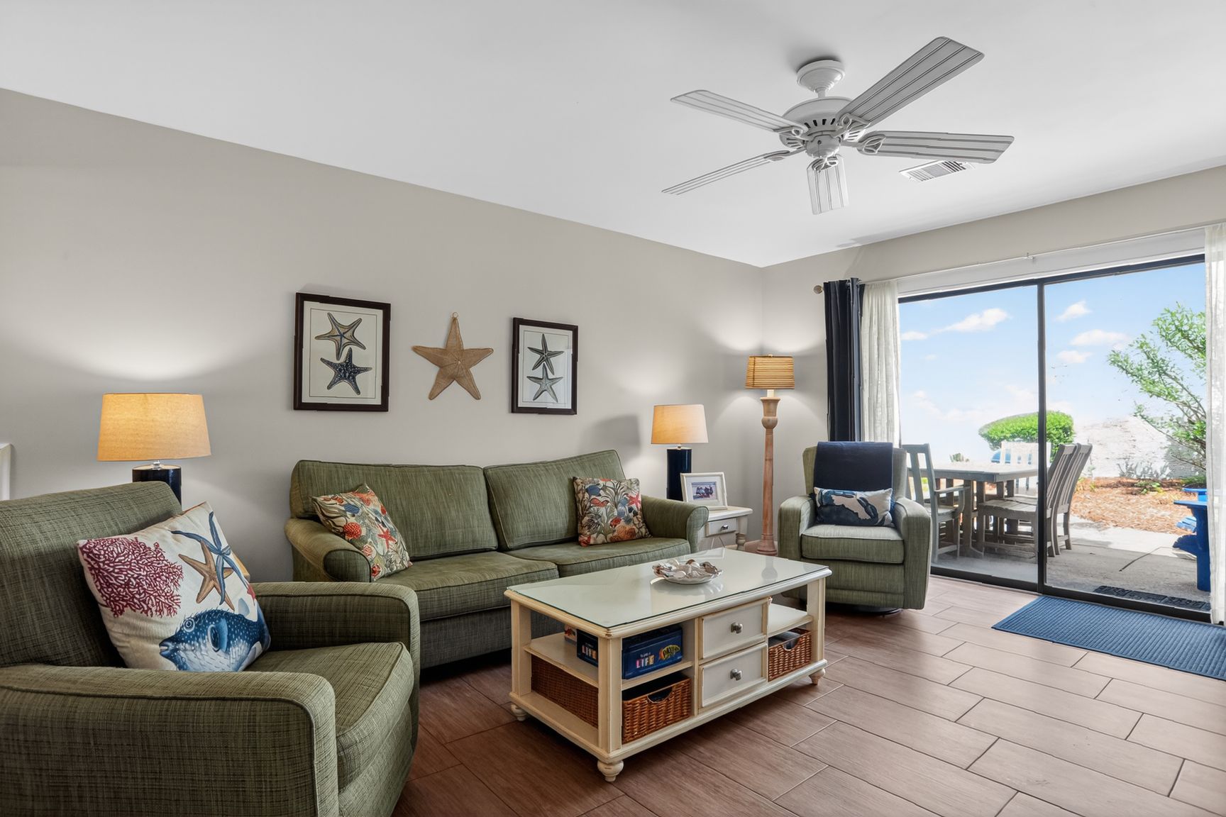 Surf Court 46 | Photo 1