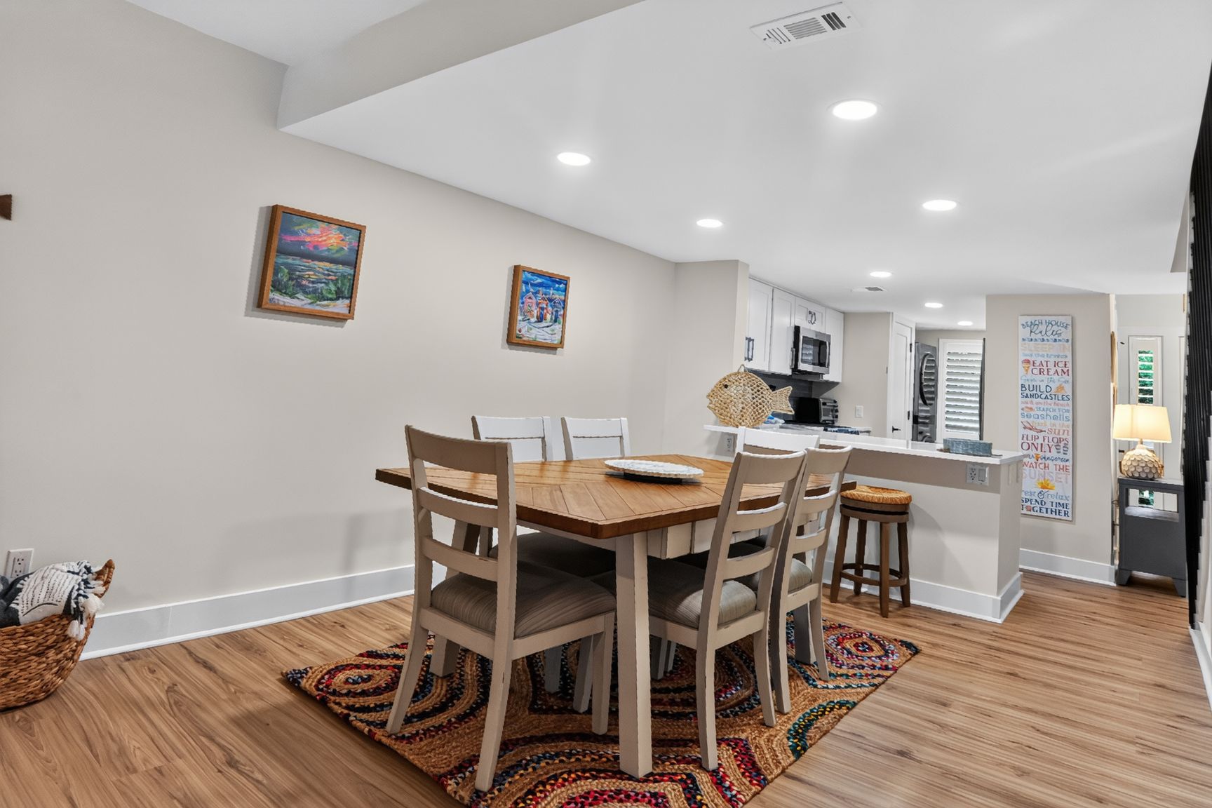 Surf Court 56 | Photo 17