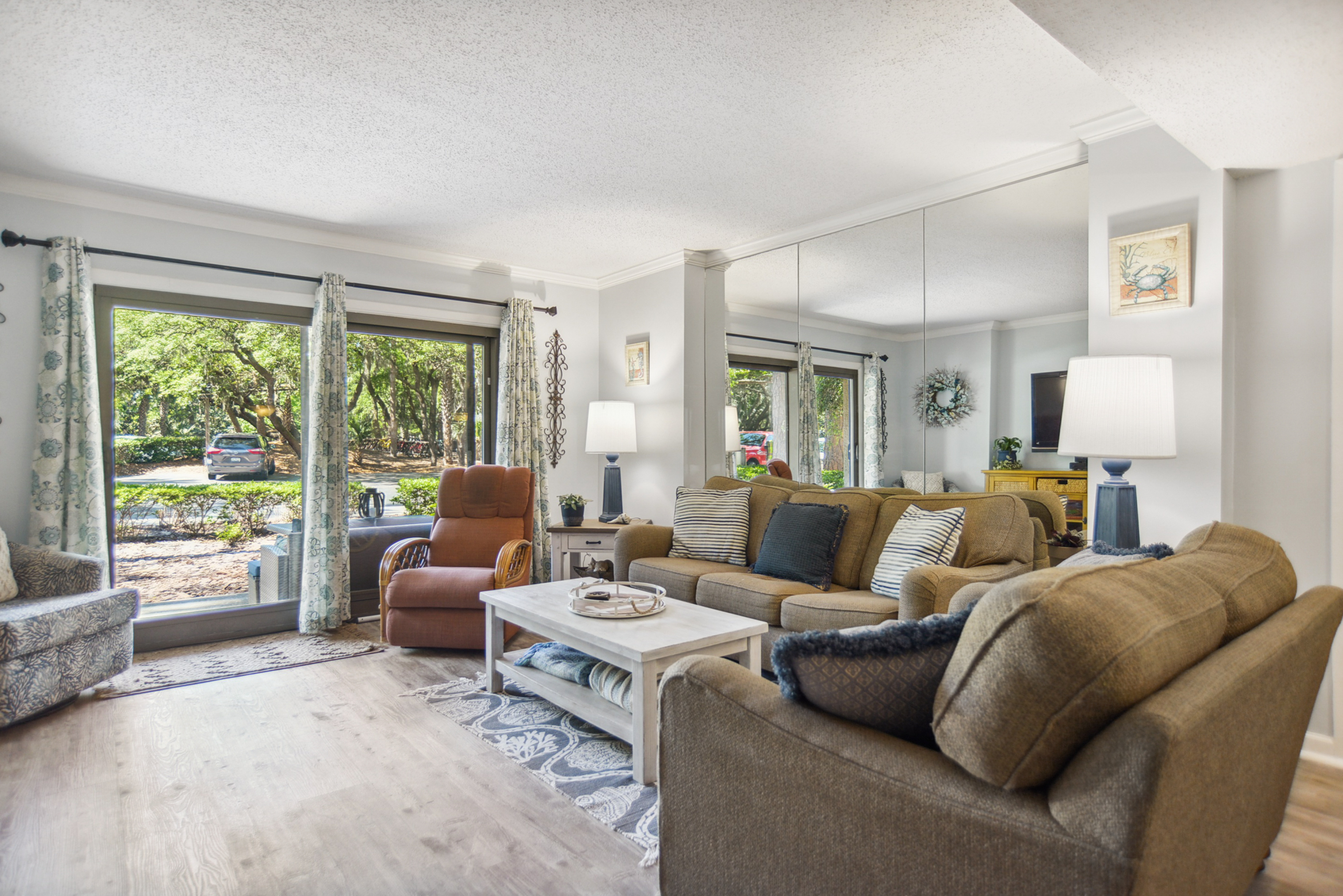 Ocean One 106 | Photo 1