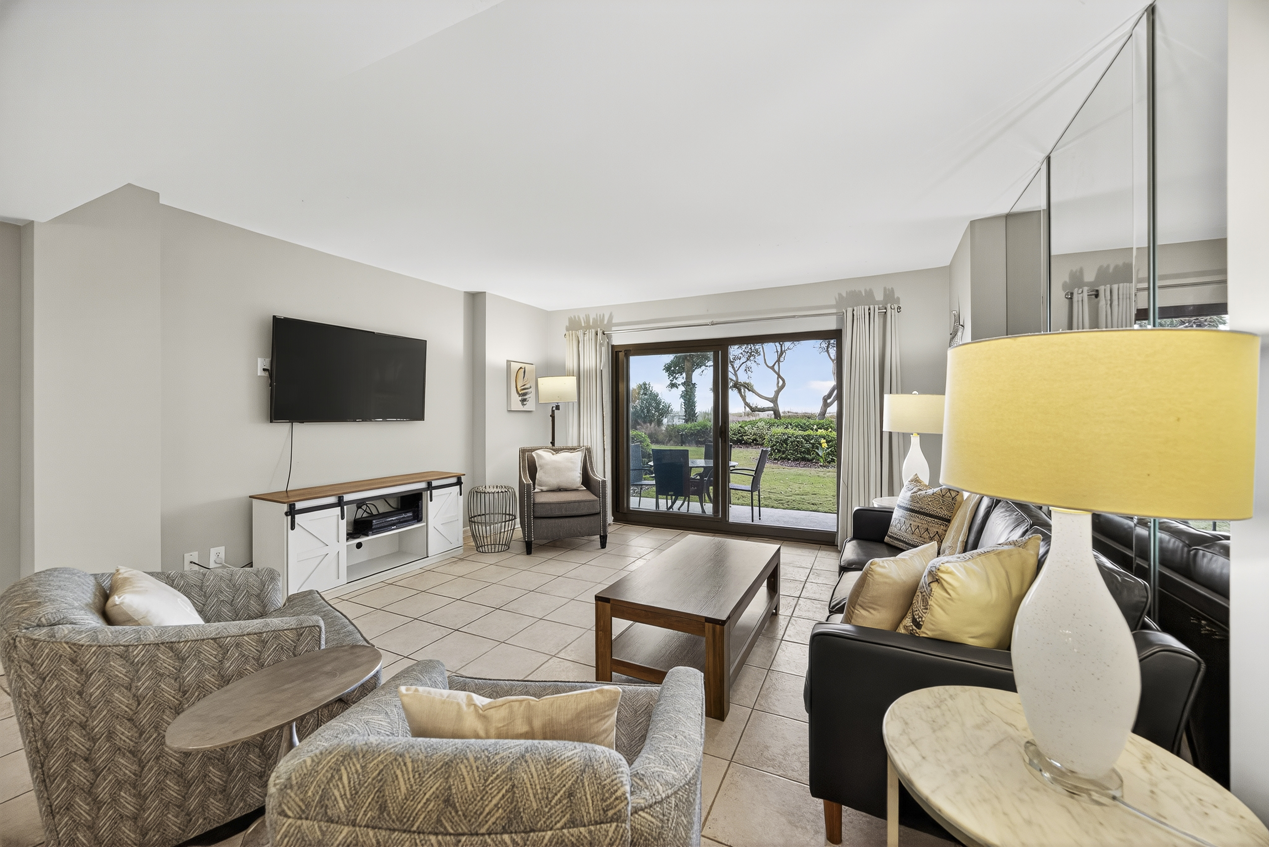 Ocean One 119 | Photo 2