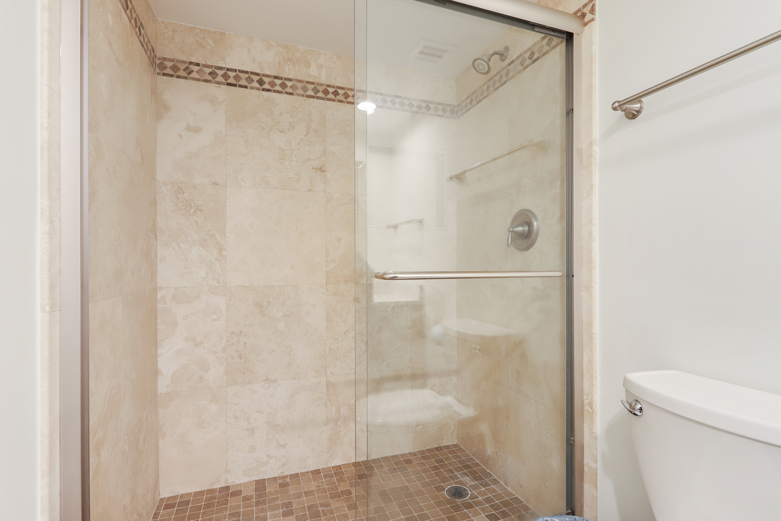 Ocean One 203 | Photo 15