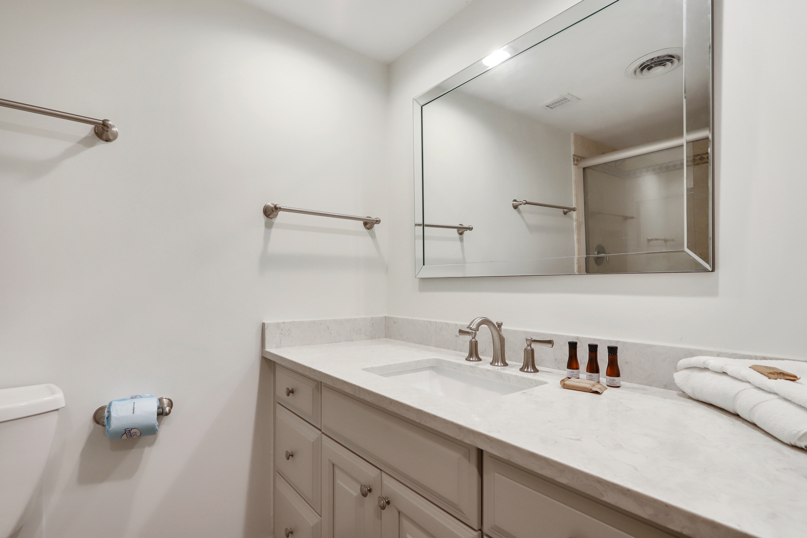 Ocean One 203 | Photo 16
