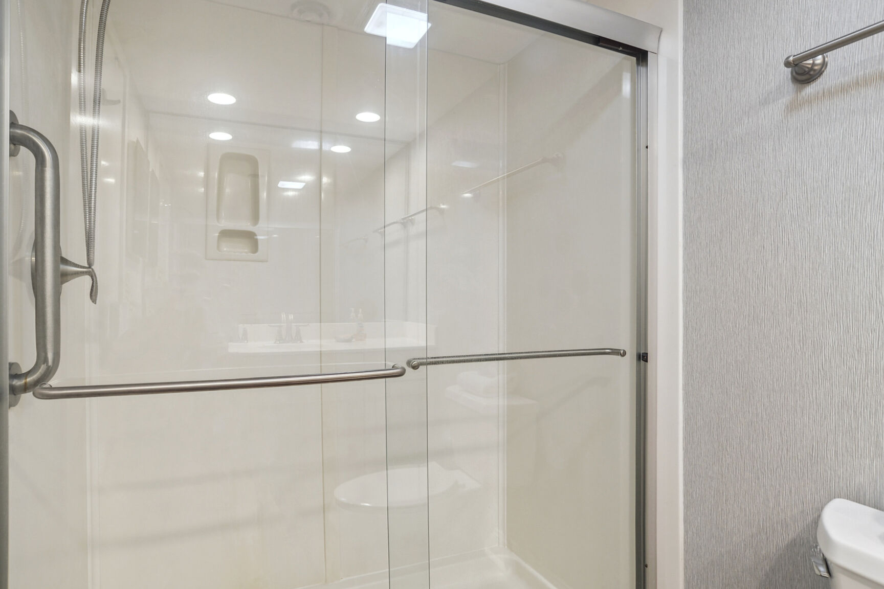 Ocean One 324 | Photo 21