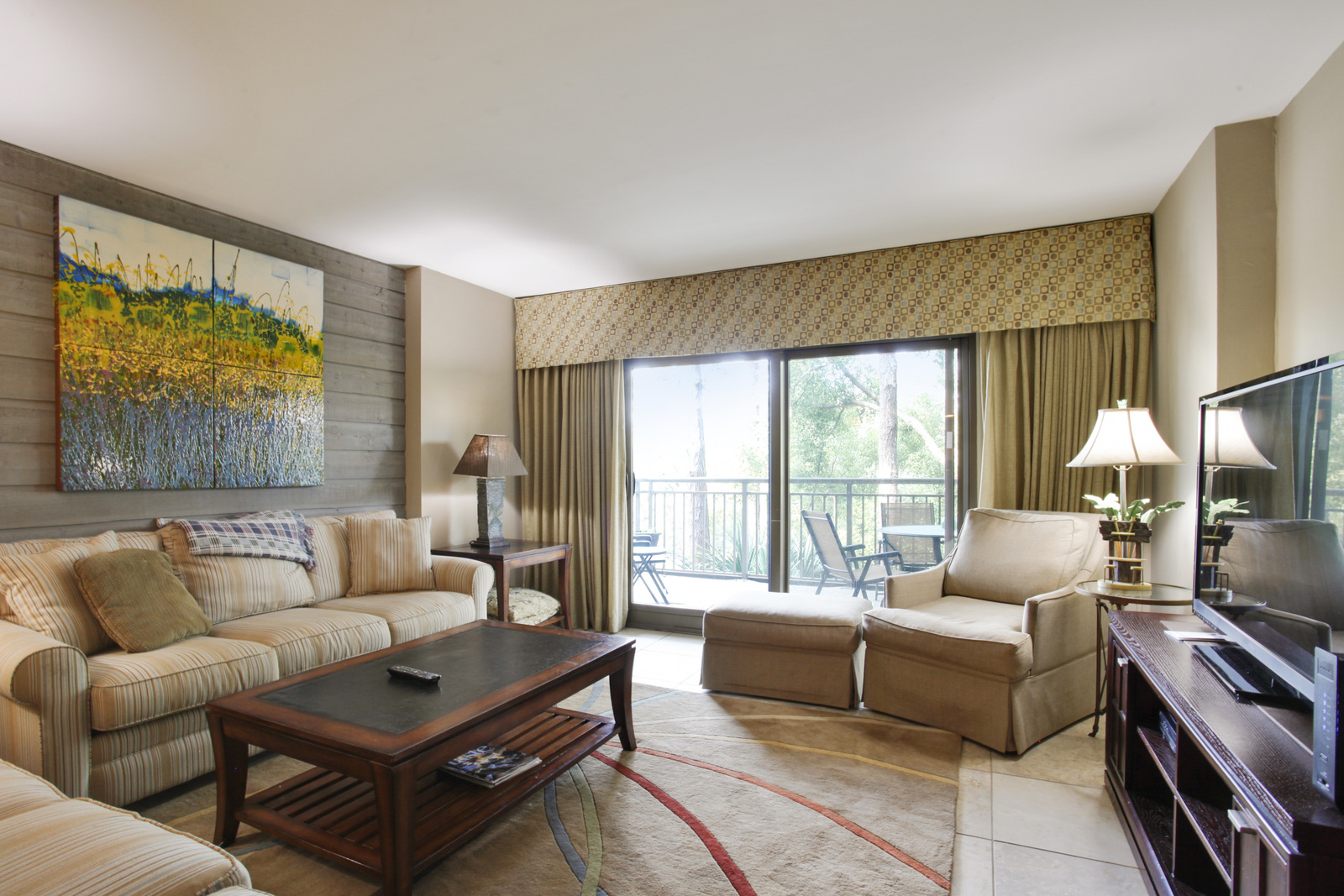 Ocean One 402 | Photo 1