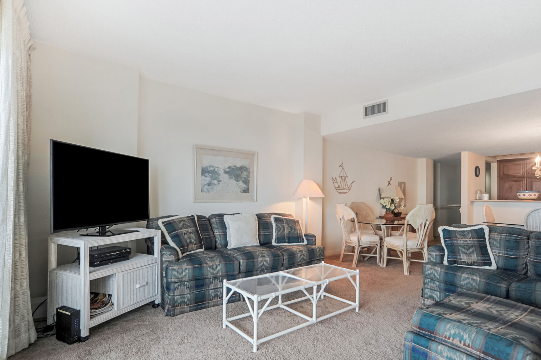 Ocean One 405 | Photo 2