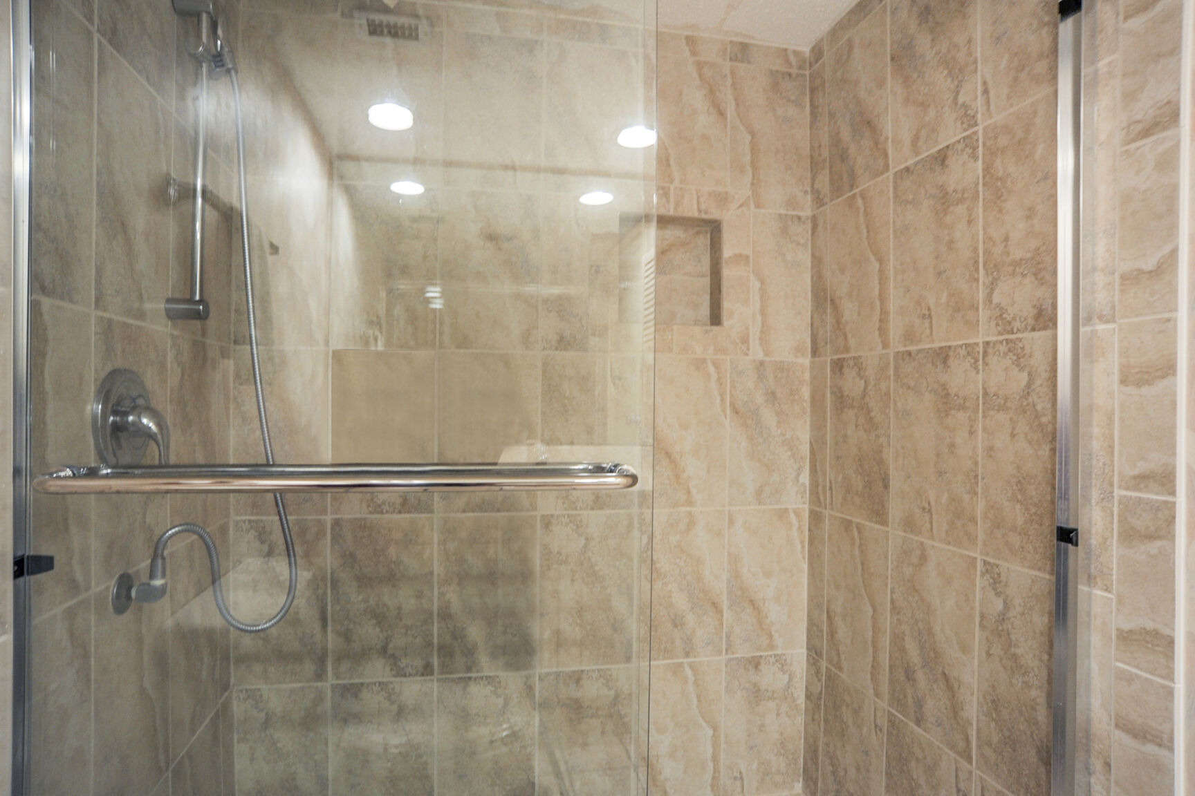 Ocean One 405 | Photo 18