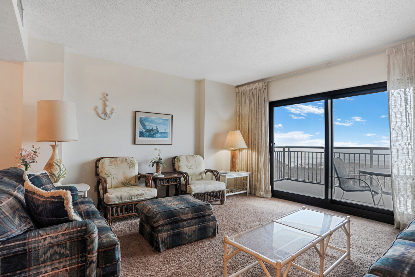 Ocean One 405 | Photo 1