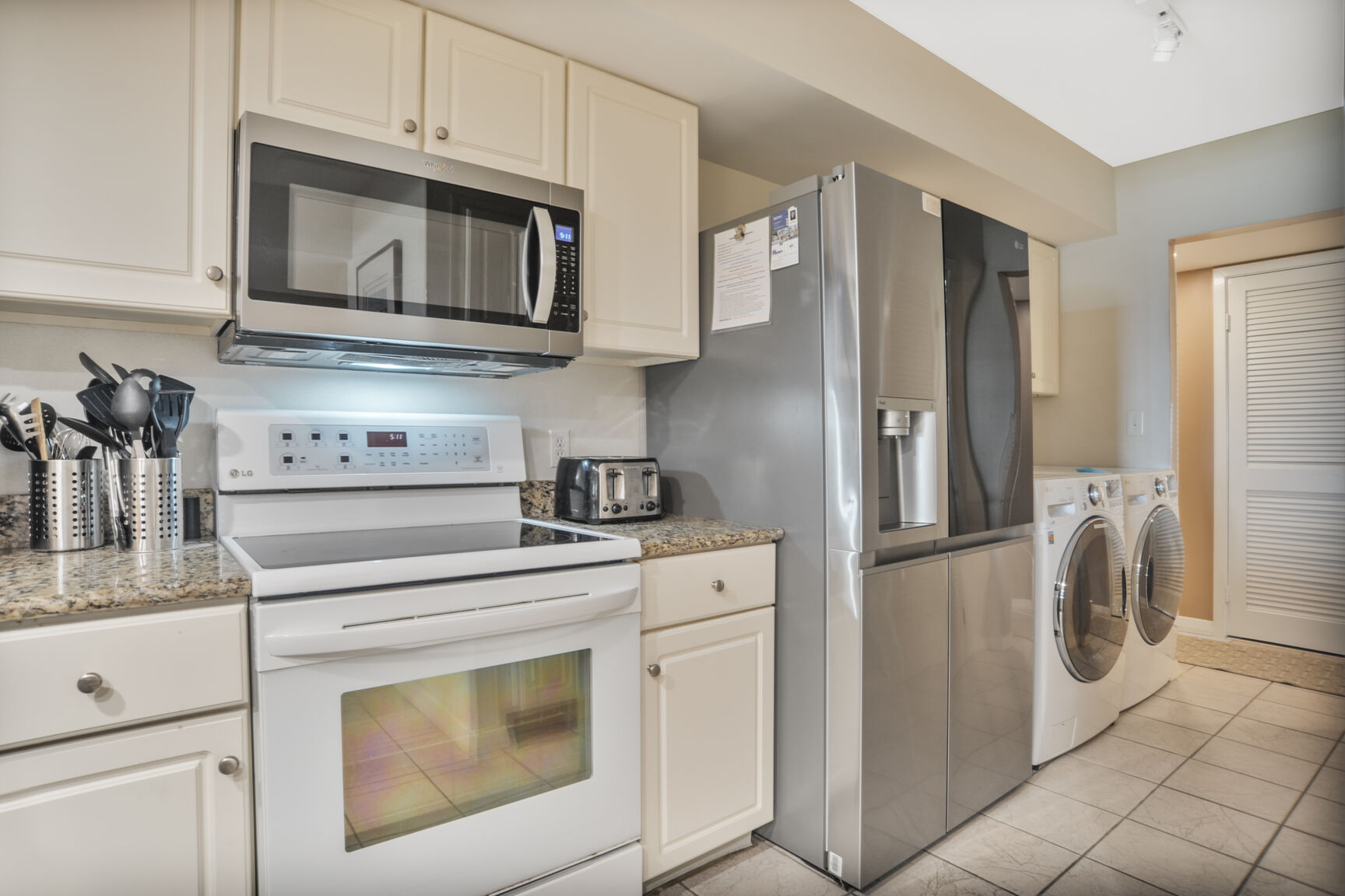 Ocean One 411 | Photo 10