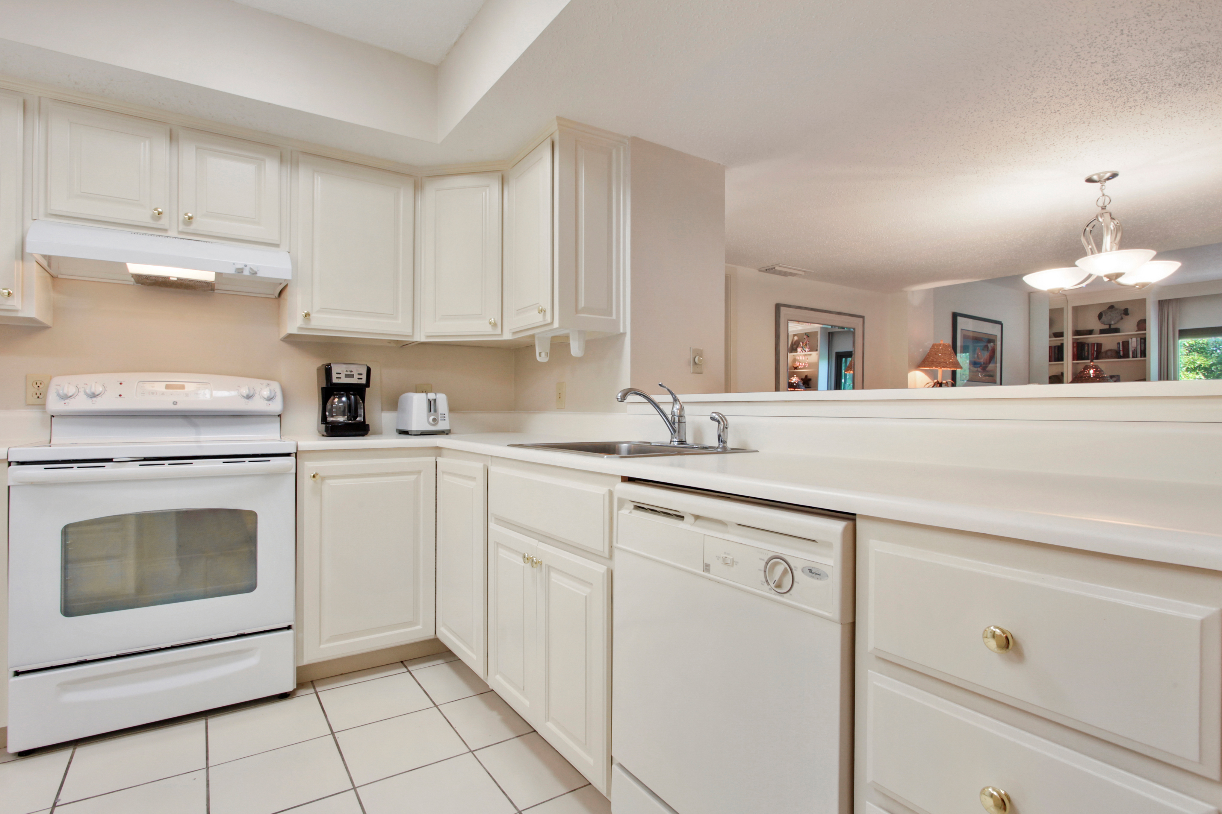 Ocean One 502 | Photo 9