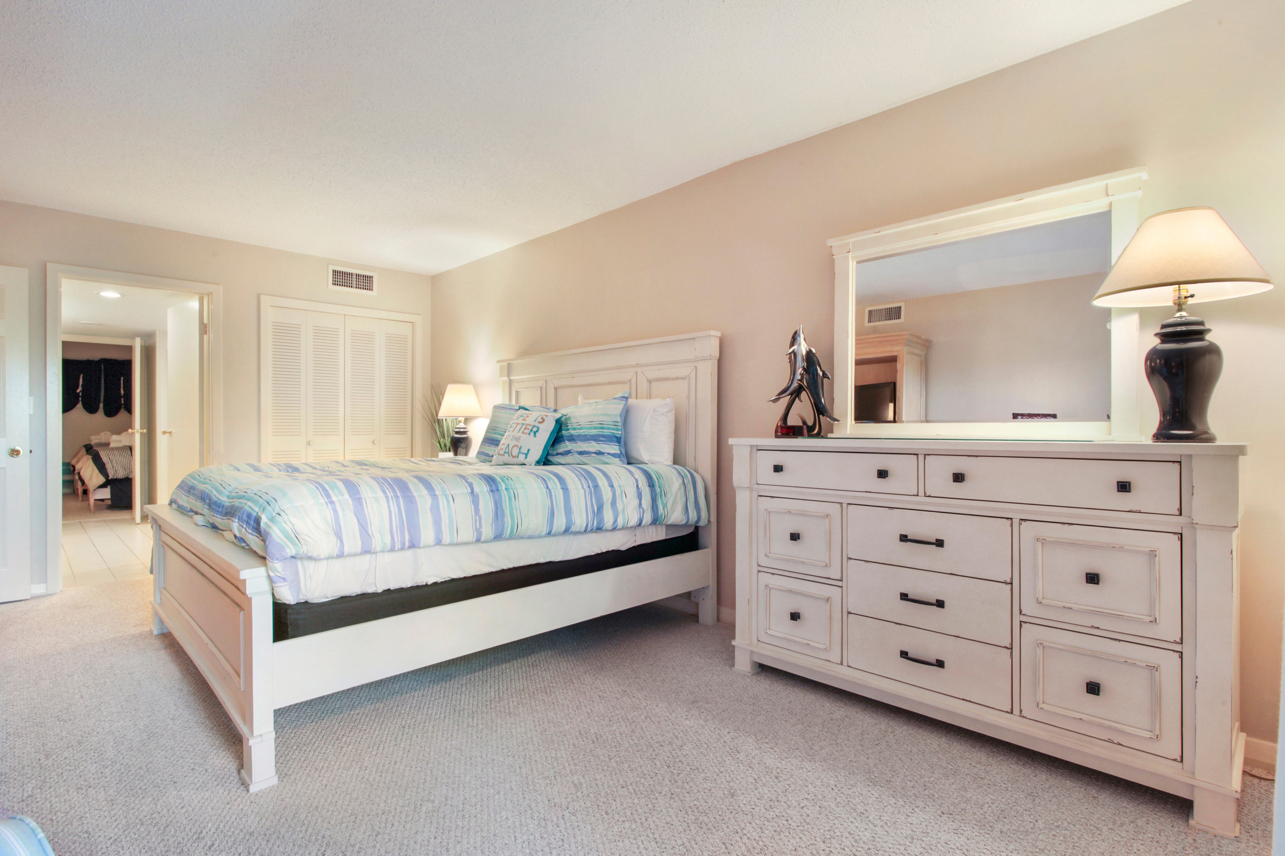 Ocean One 502 | Photo 15