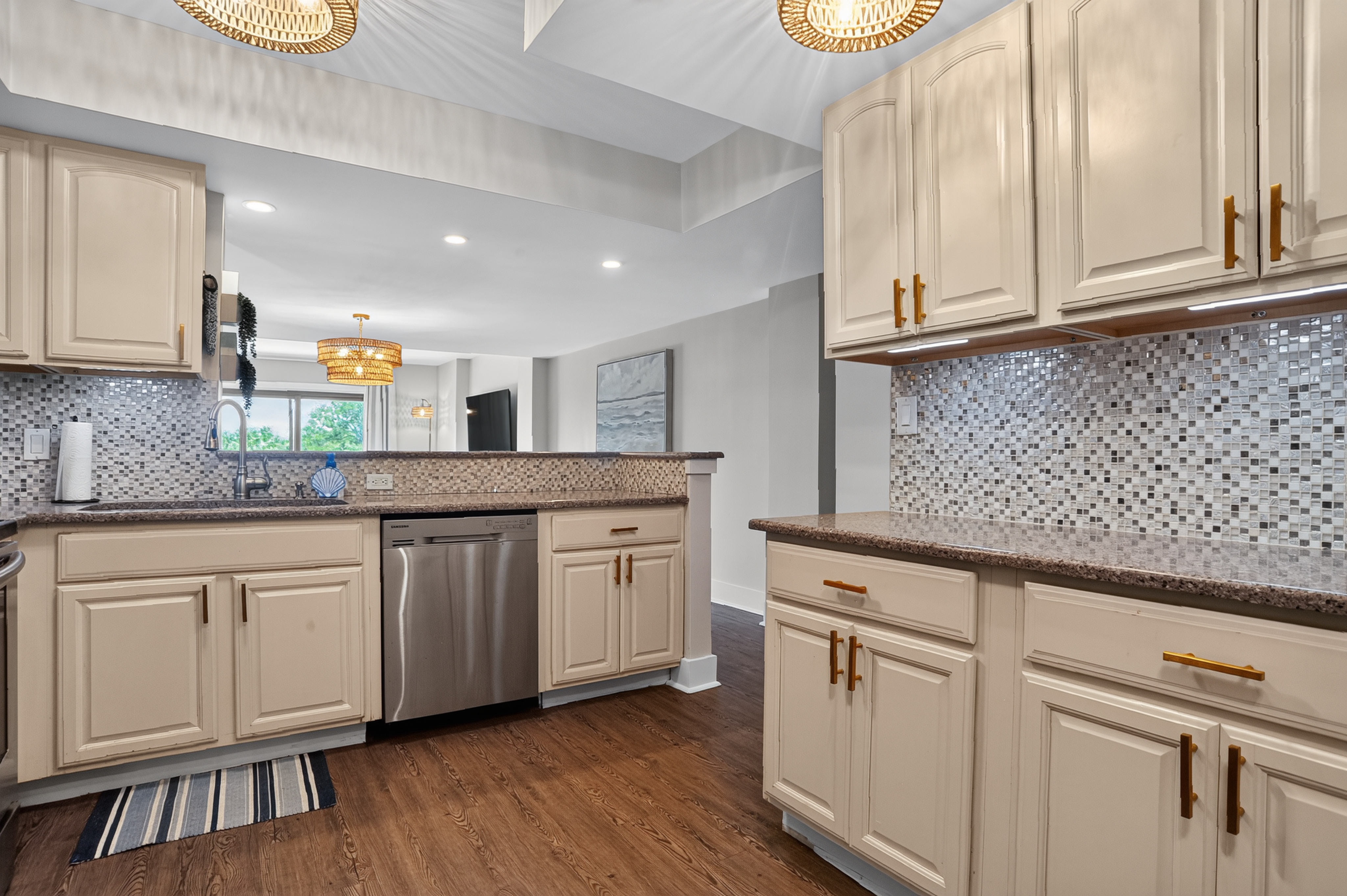 Ocean One 504 | Photo 10