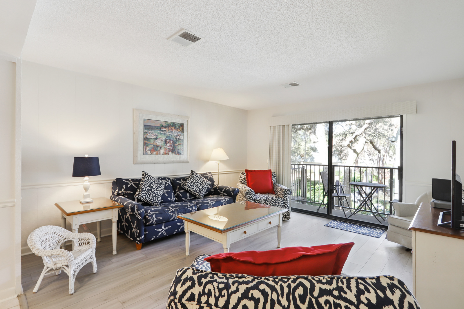 Surf Court 7 | Photo 1