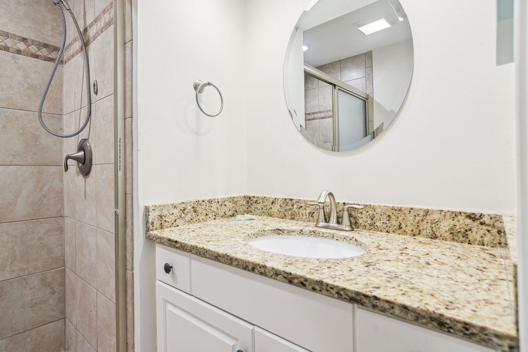 Surf Court 14 | Photo 15