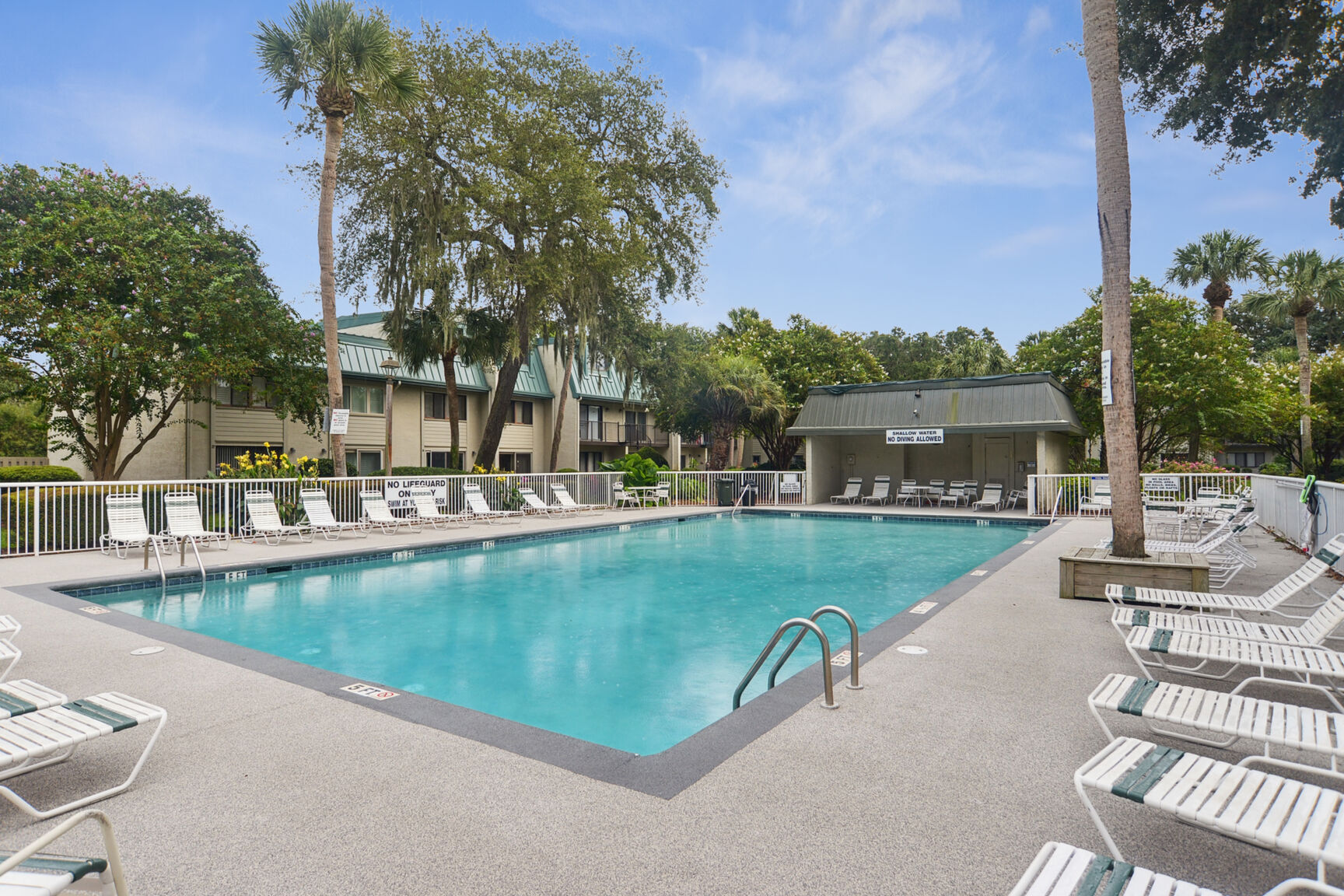 Surf Court 14 | Photo 20