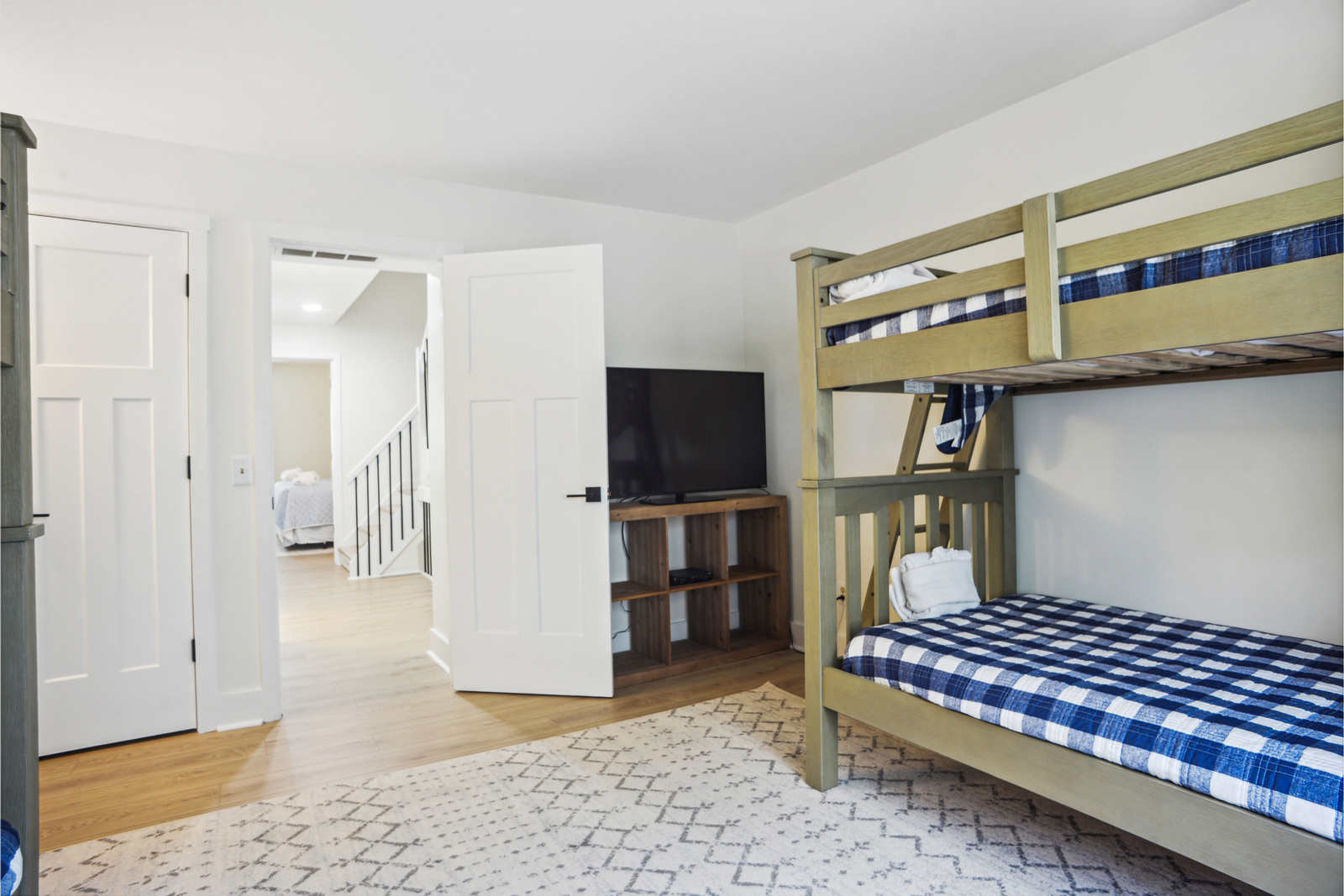 Surf Court 60 | Photo 16