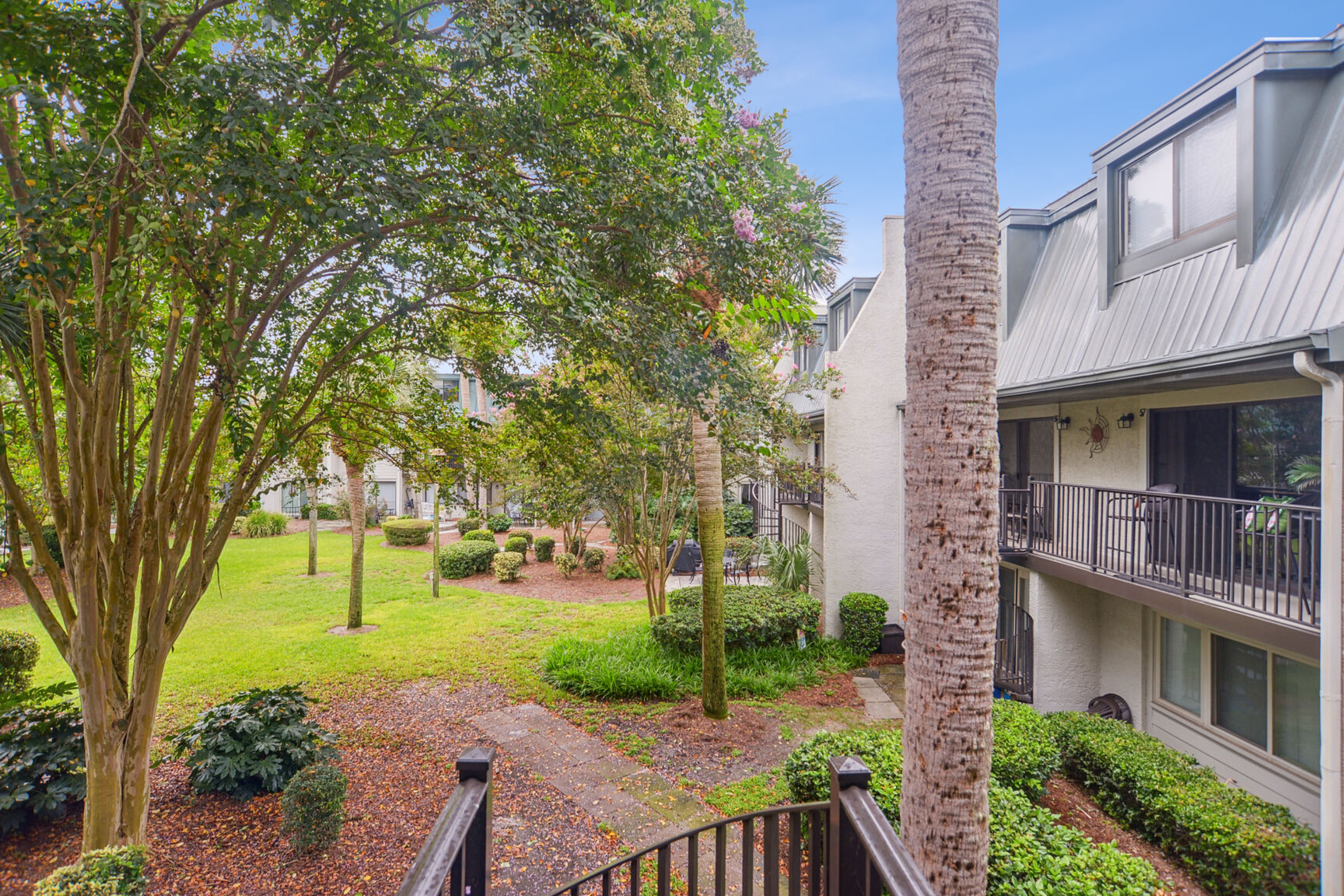 Surf Court 63 | Photo 22