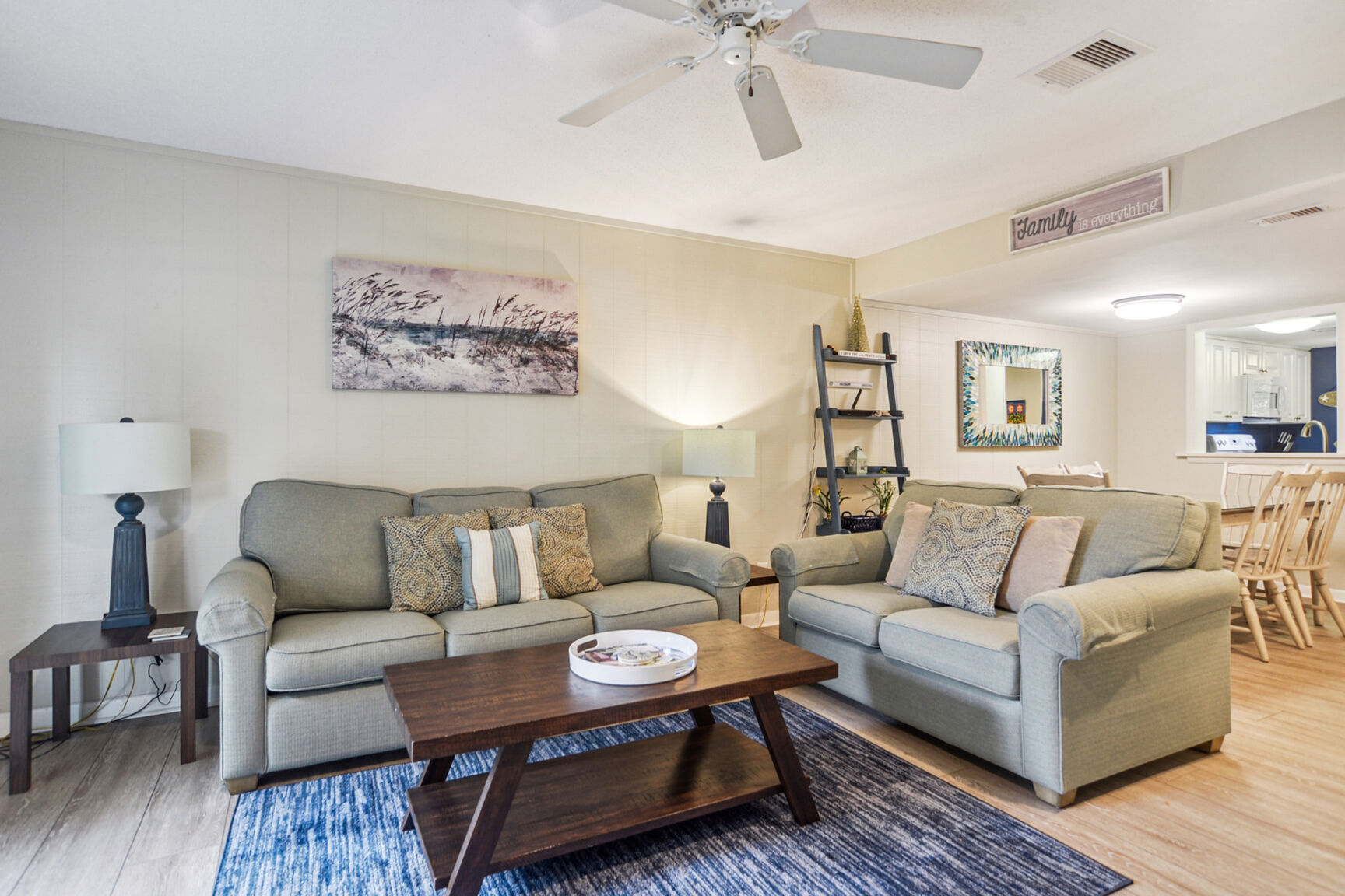 Surf Court 63 | Photo 2