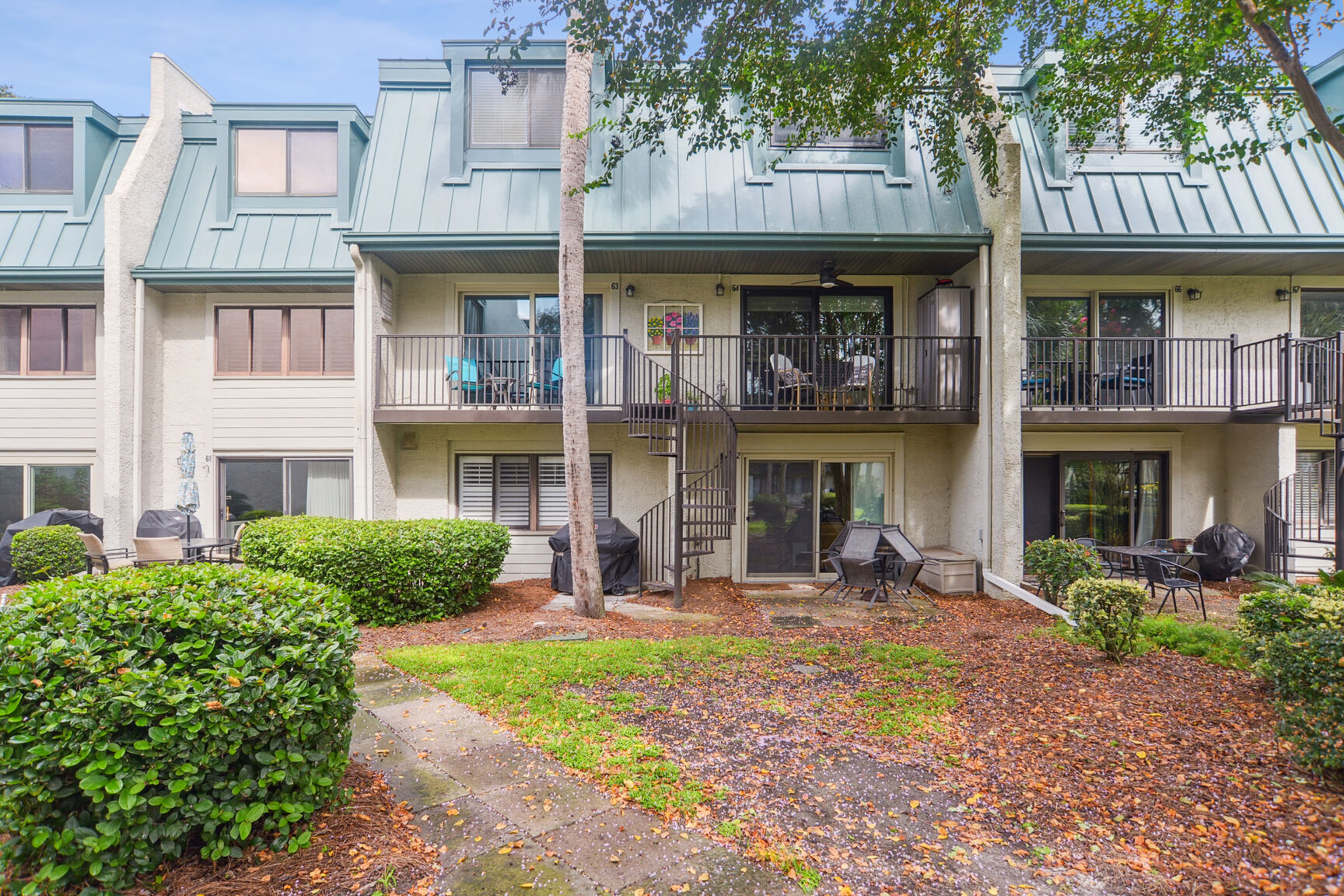 Surf Court 63 | Photo 20