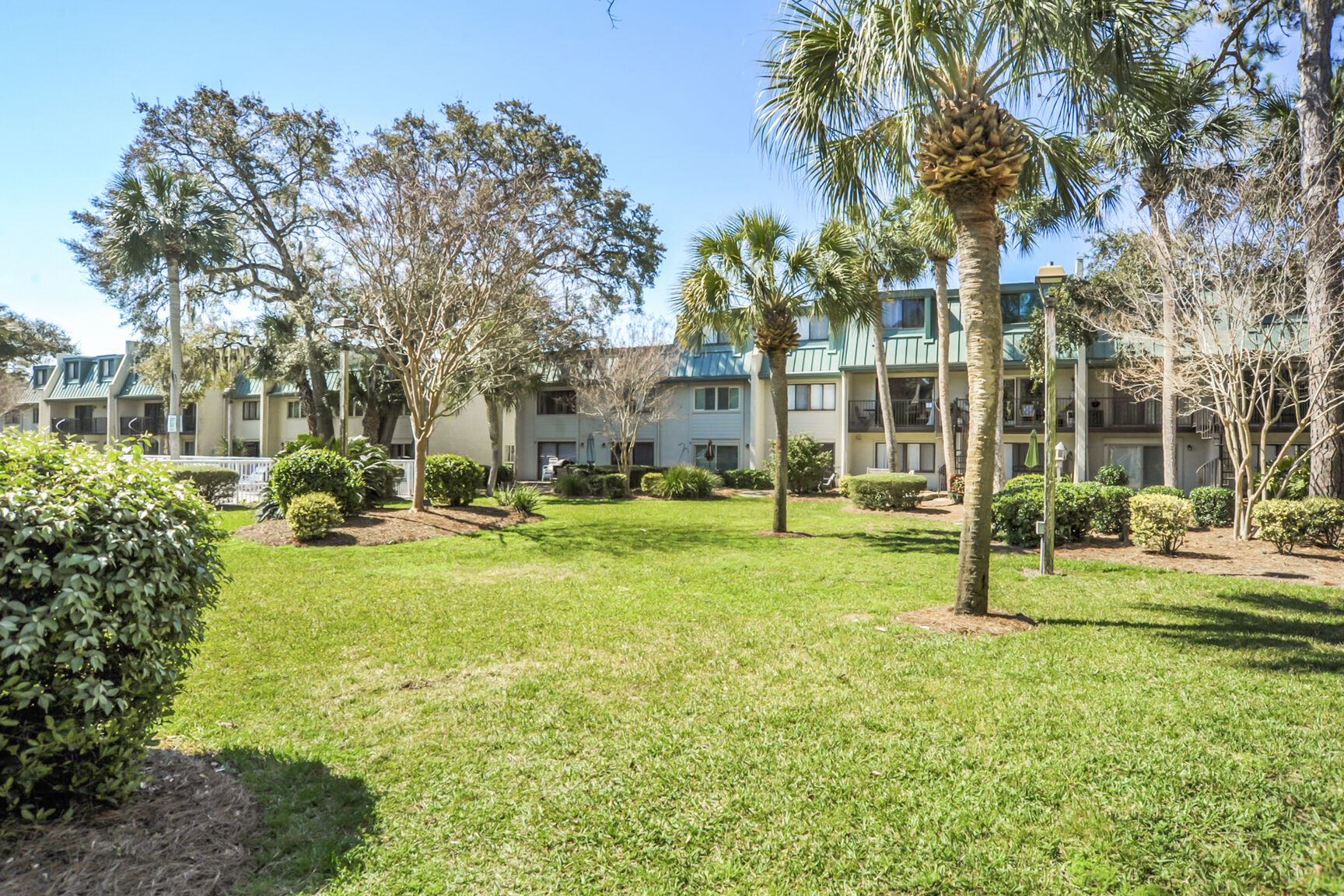 Surf Court 66 | Photo 24