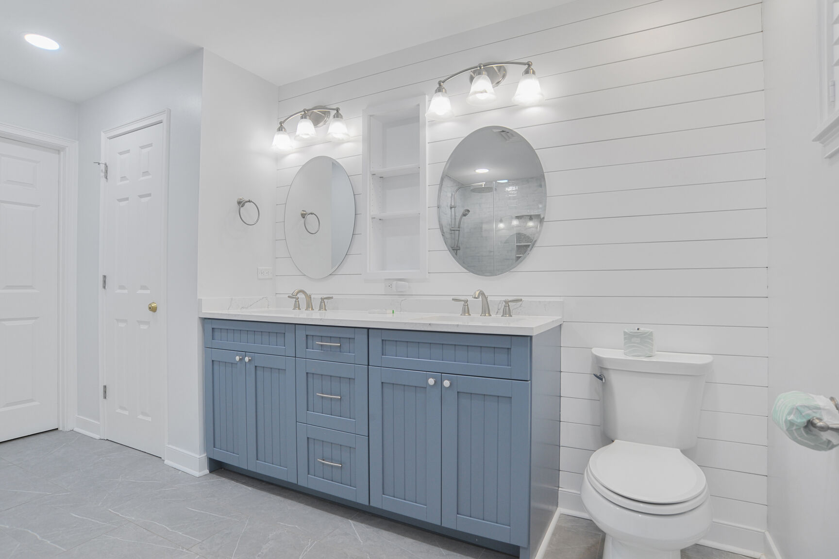 Sea Crest 2509