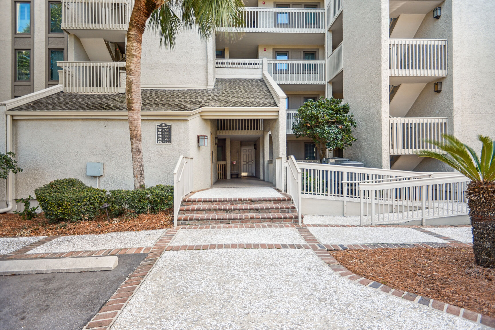 Shorewood 103 | Photo 29