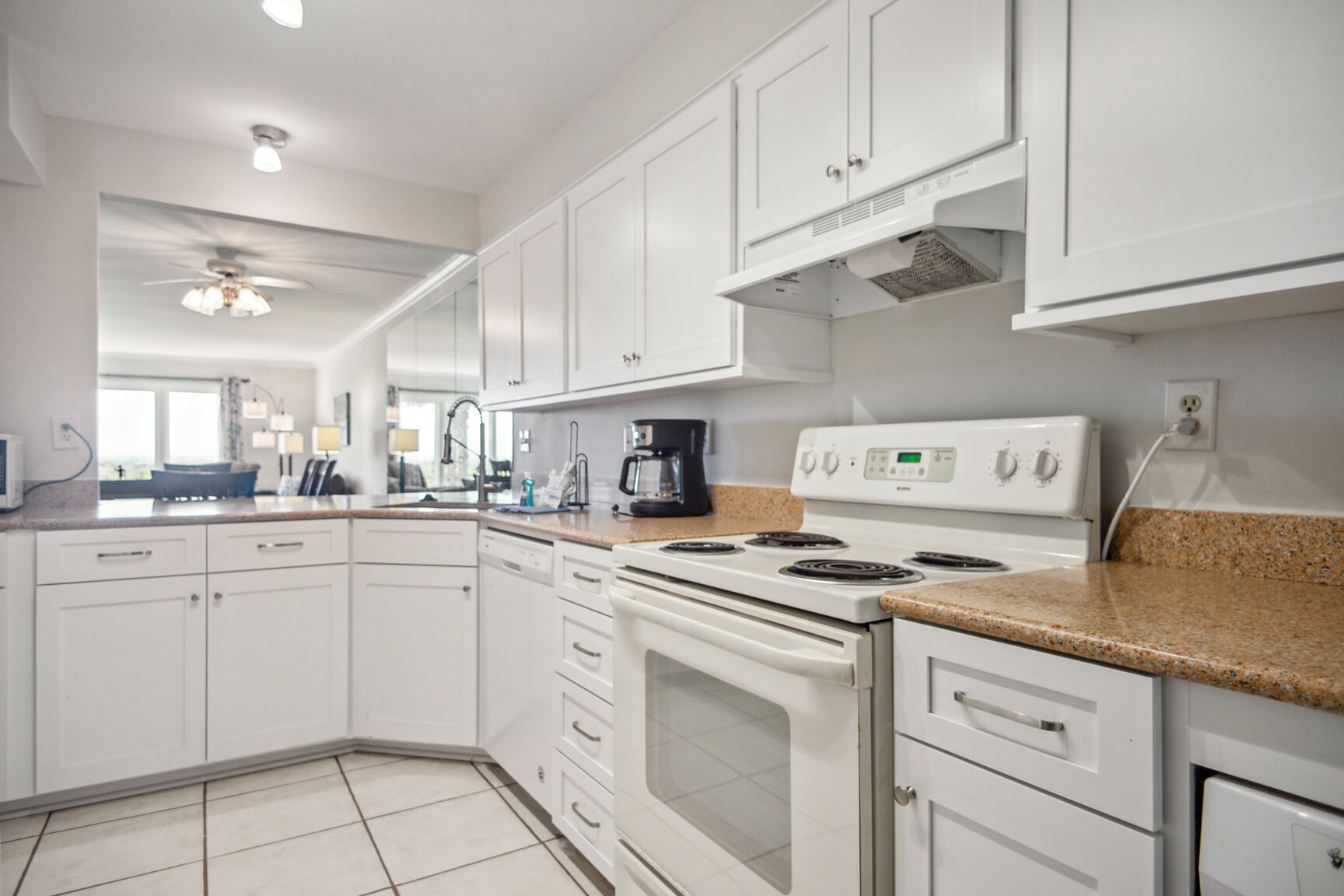 Shorewood 103 | Photo 10