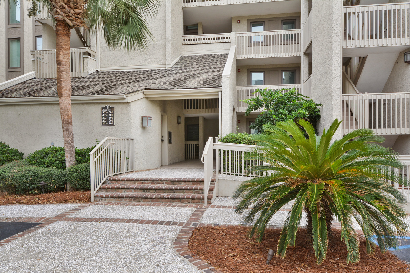 Shorewood 202 | Photo 19