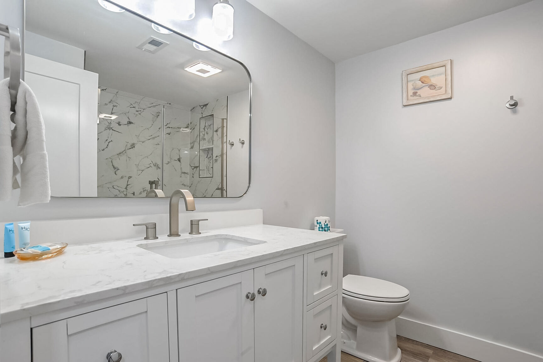Shorewood 332 | Photo 19