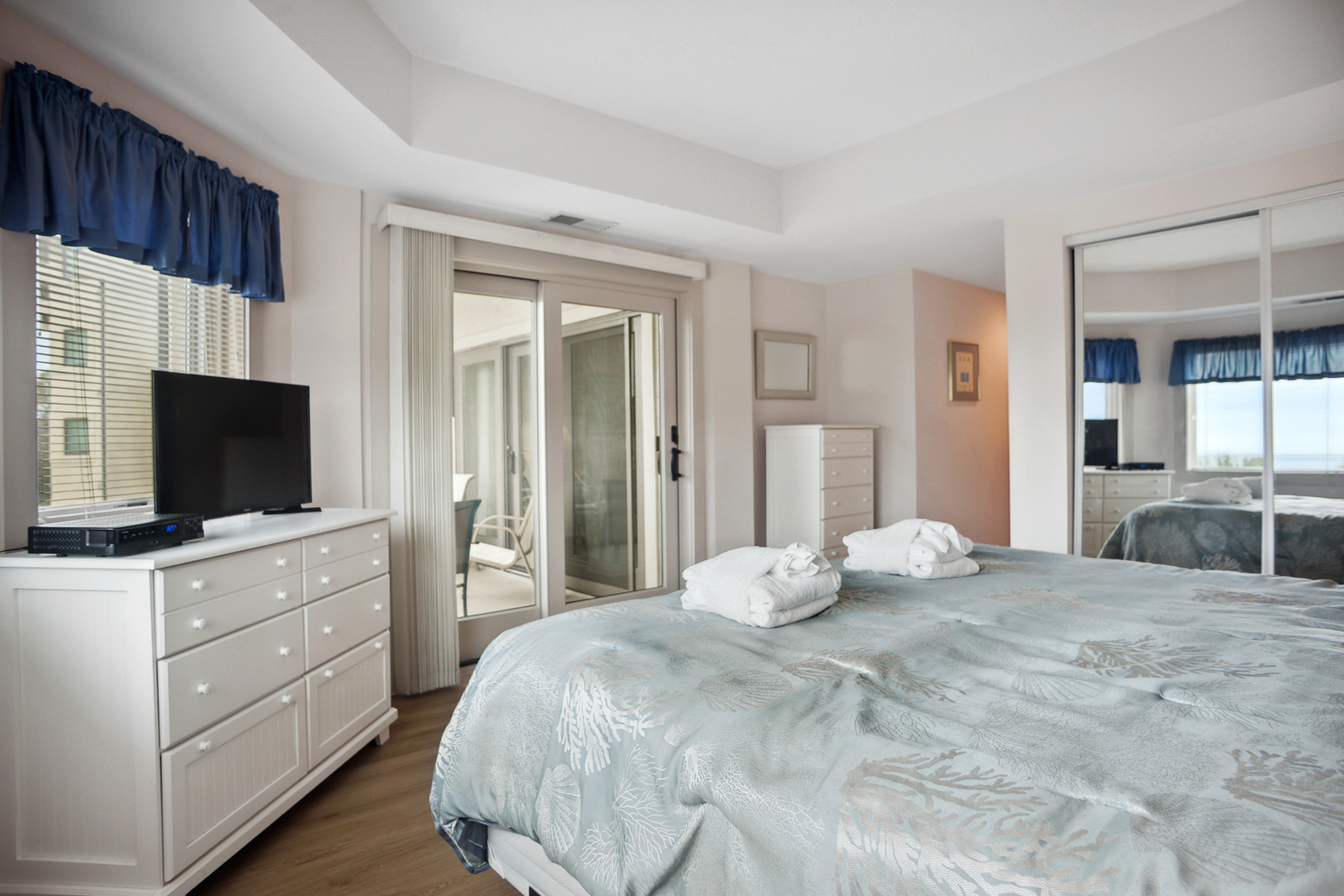 Main Bedroom to Balcony