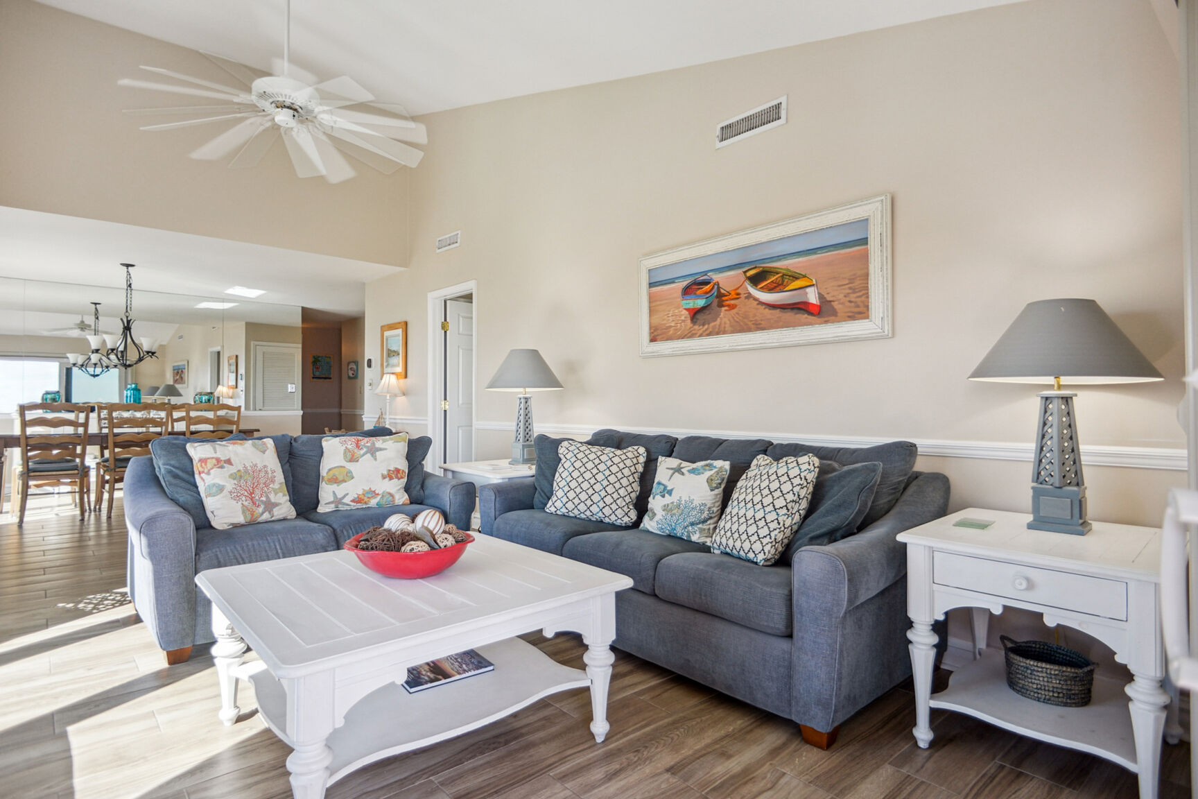 Shorewood 501 | Photo 3