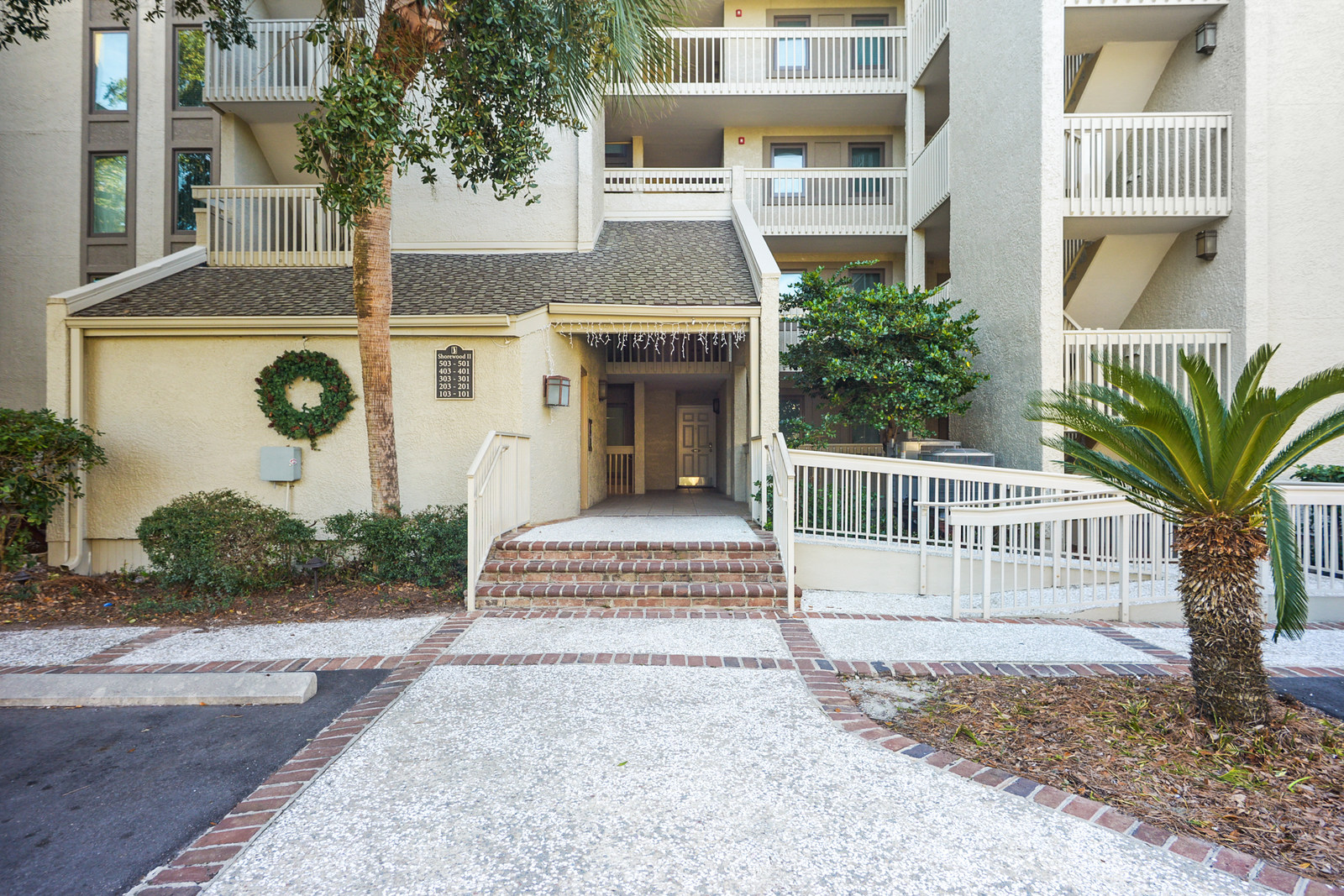 Shorewood 501 | Photo 33