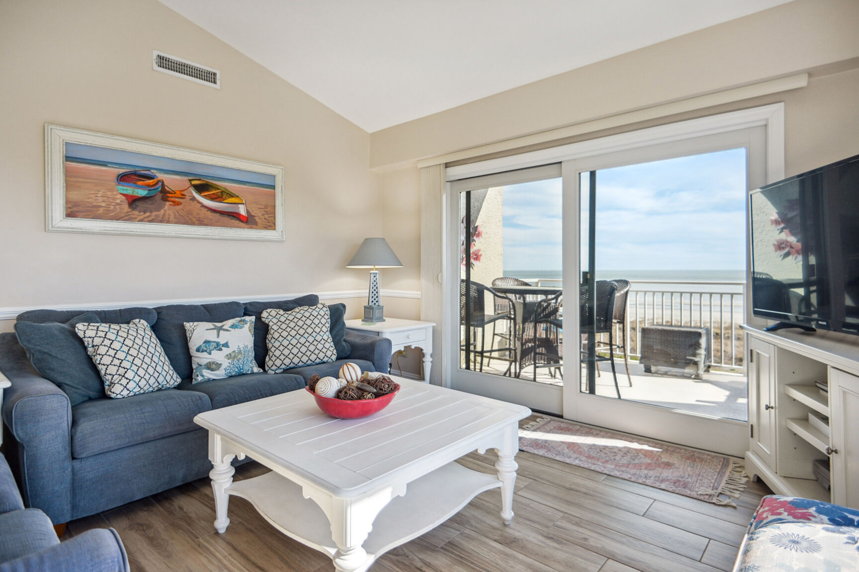 Shorewood 501 | Photo 2
