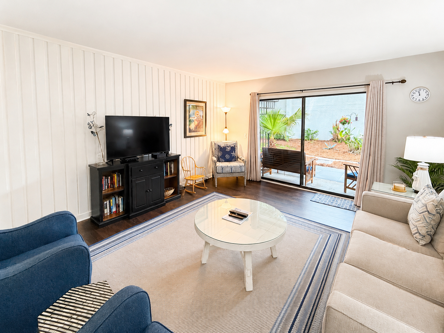 Surf Court 16 | Photo 2