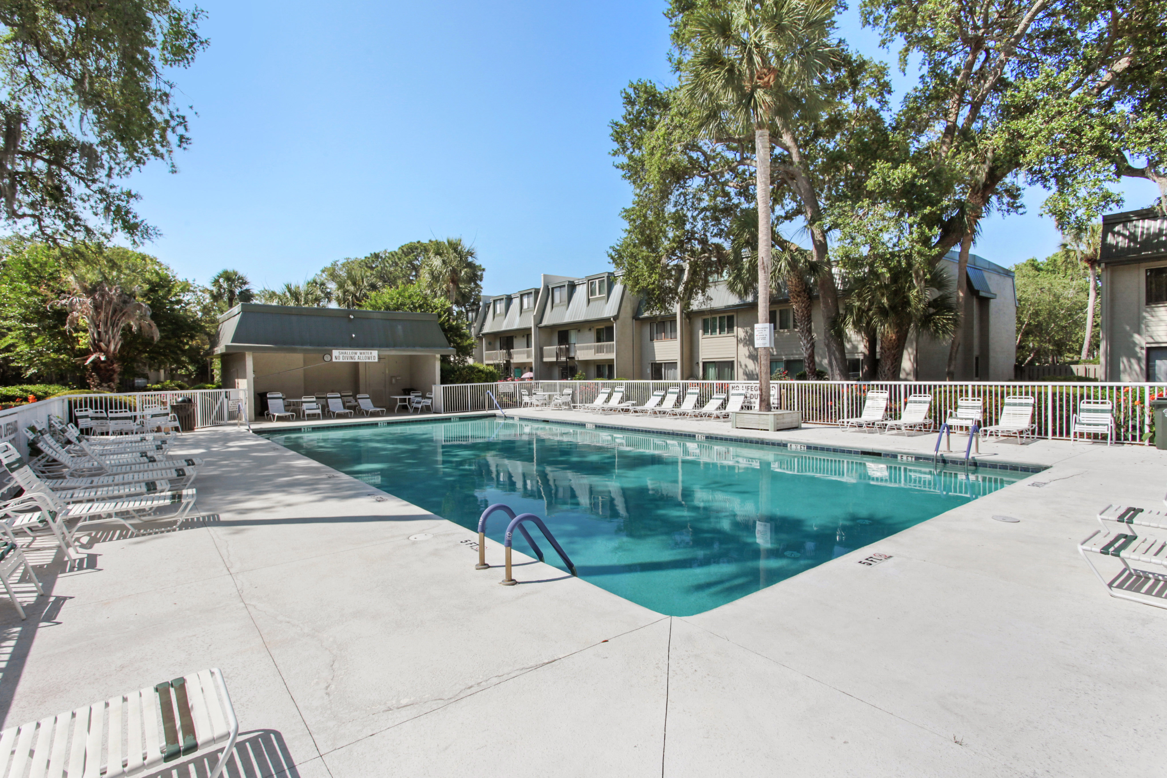 Surf Court 16 | Photo 31