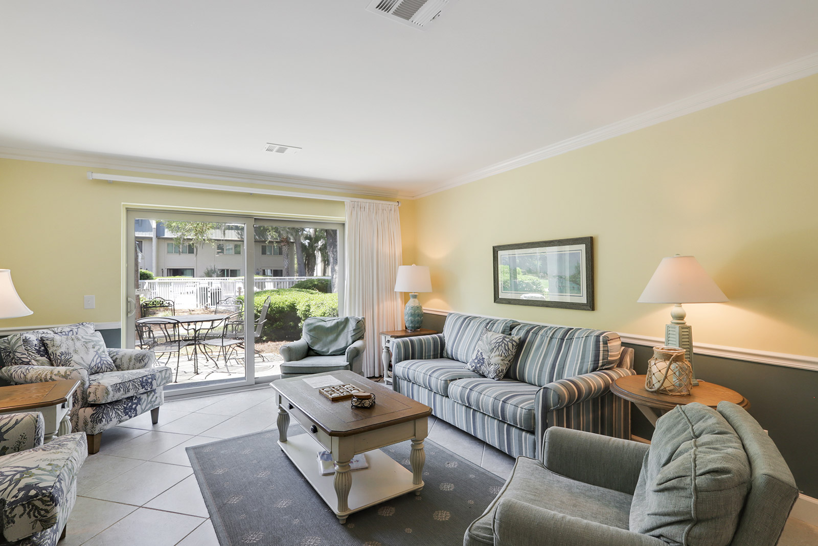Surf Court 74 | Photo 2
