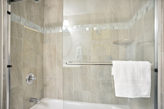 Tub/Shower Combo