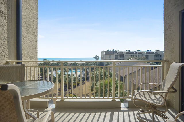 Shorewood 437 | Photo 20