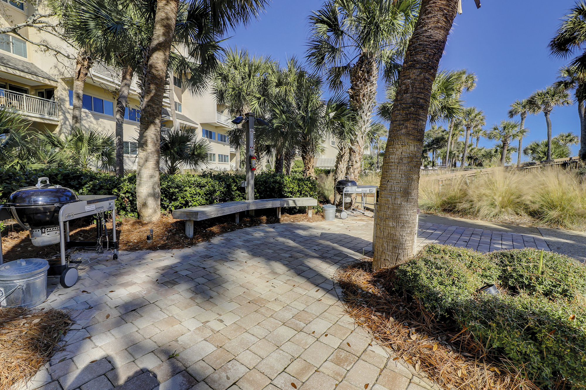 Poolside Grilling Area