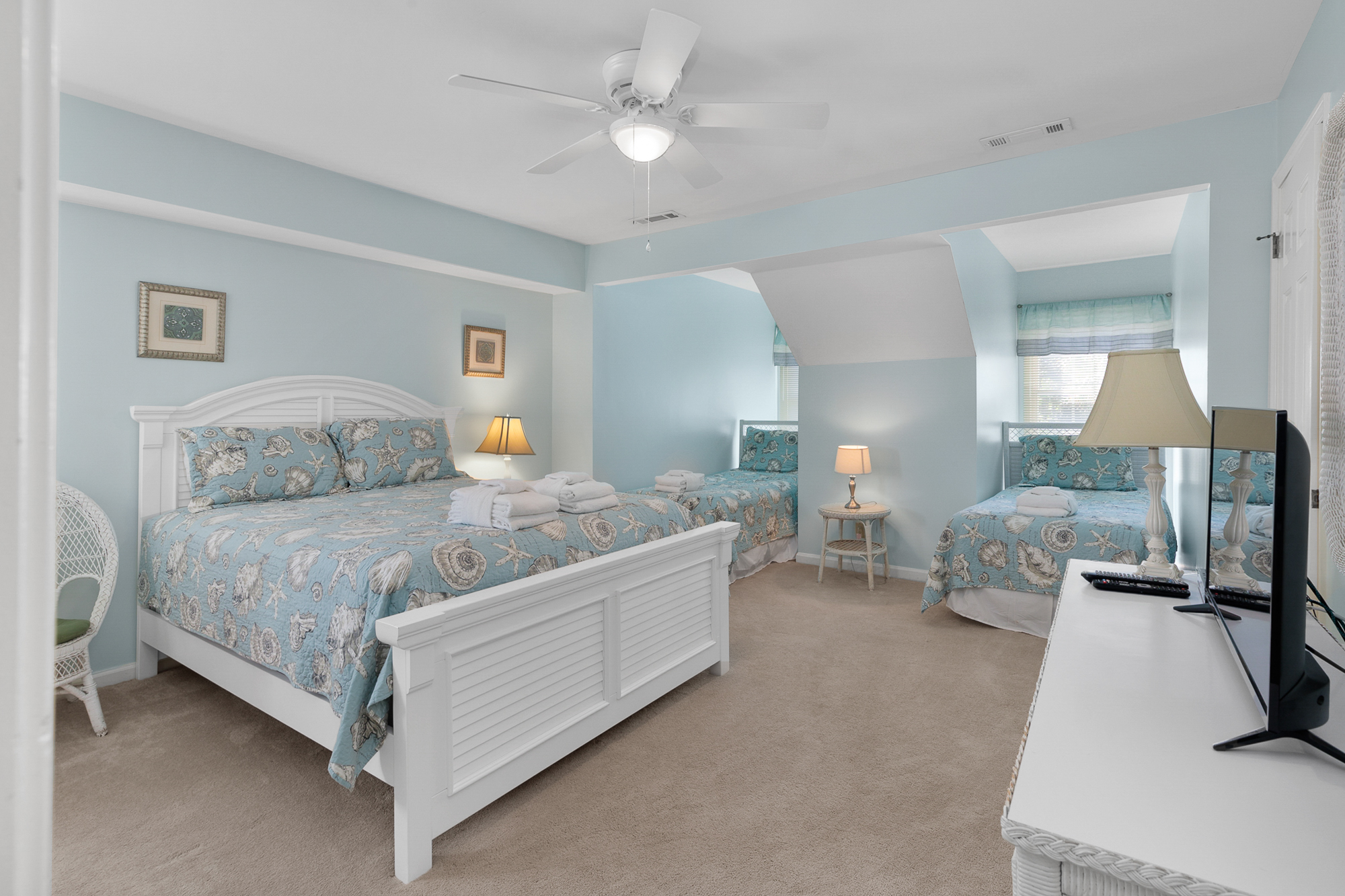 Bedroom 3 with Queen and 2 Twins, Flat Screen TV, and Private Ba