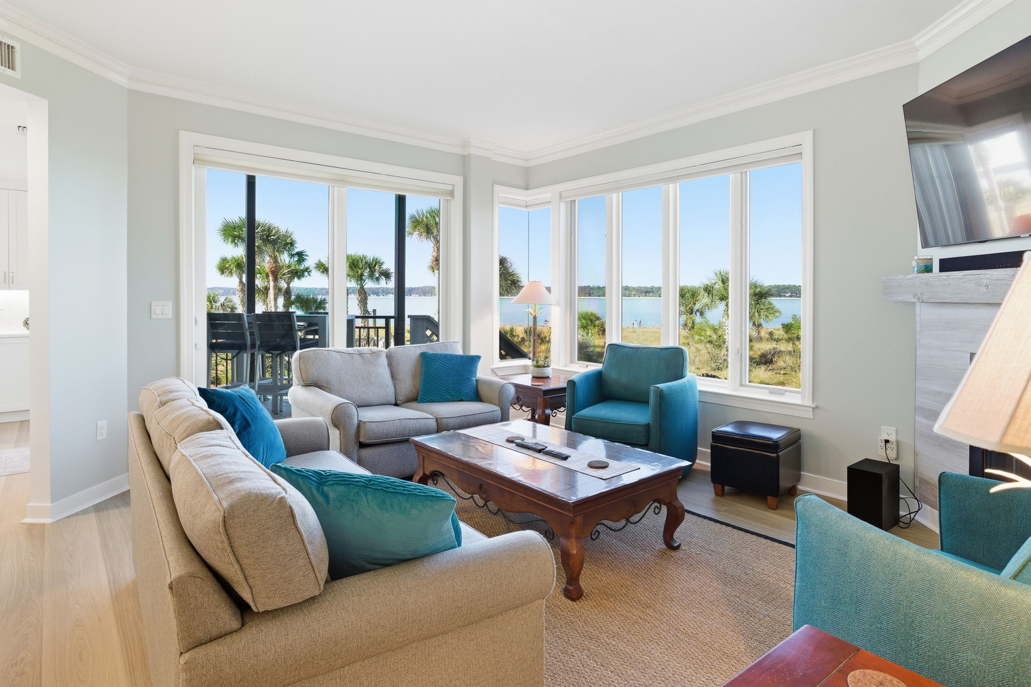 1905 South Beach Club
