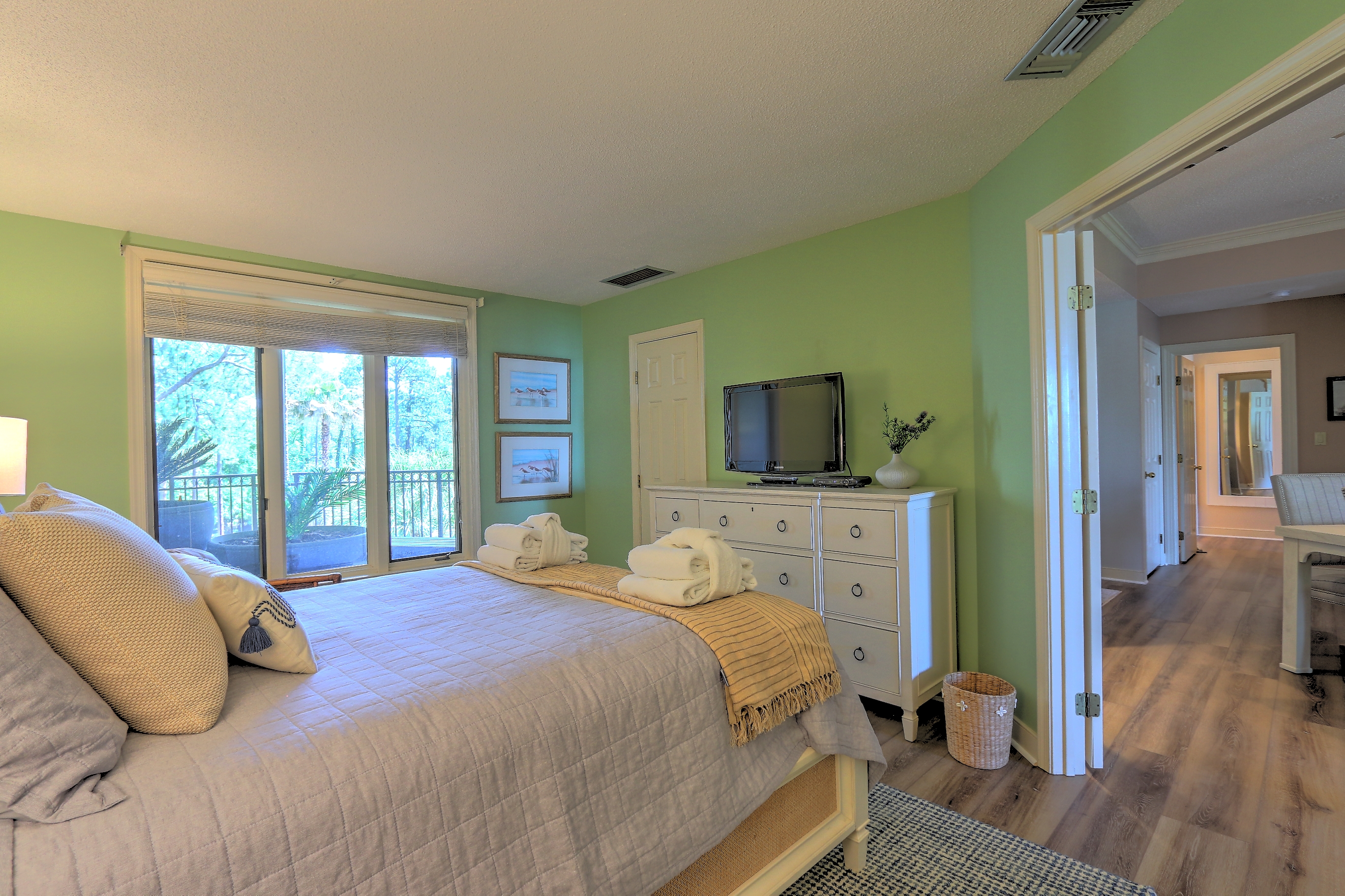 Bedroom 3 with Queen Bed, Flat Screen TV, and Hall Bath