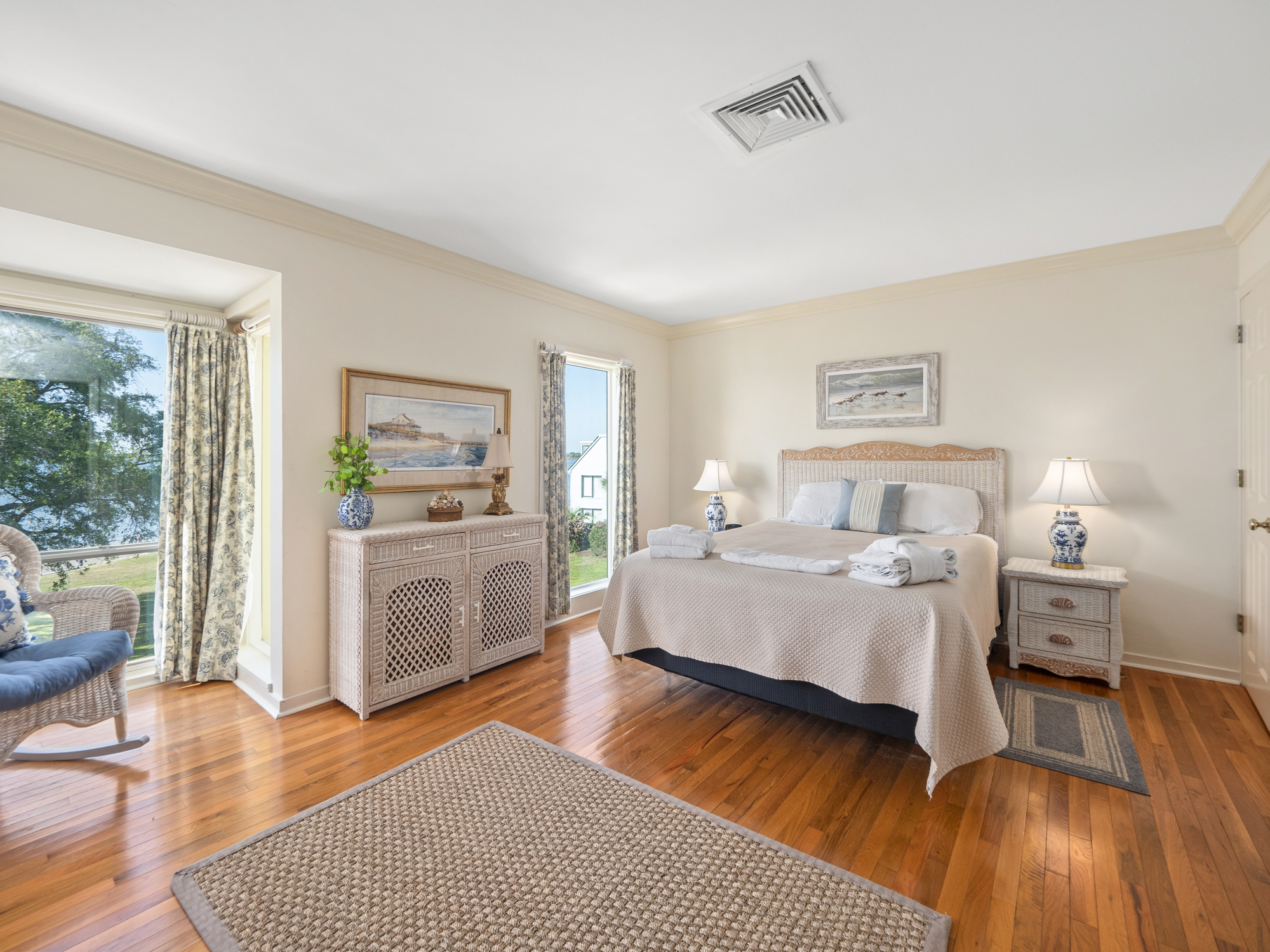 3rd floor, 2nd Queen room with Private bathroom and view of the 
