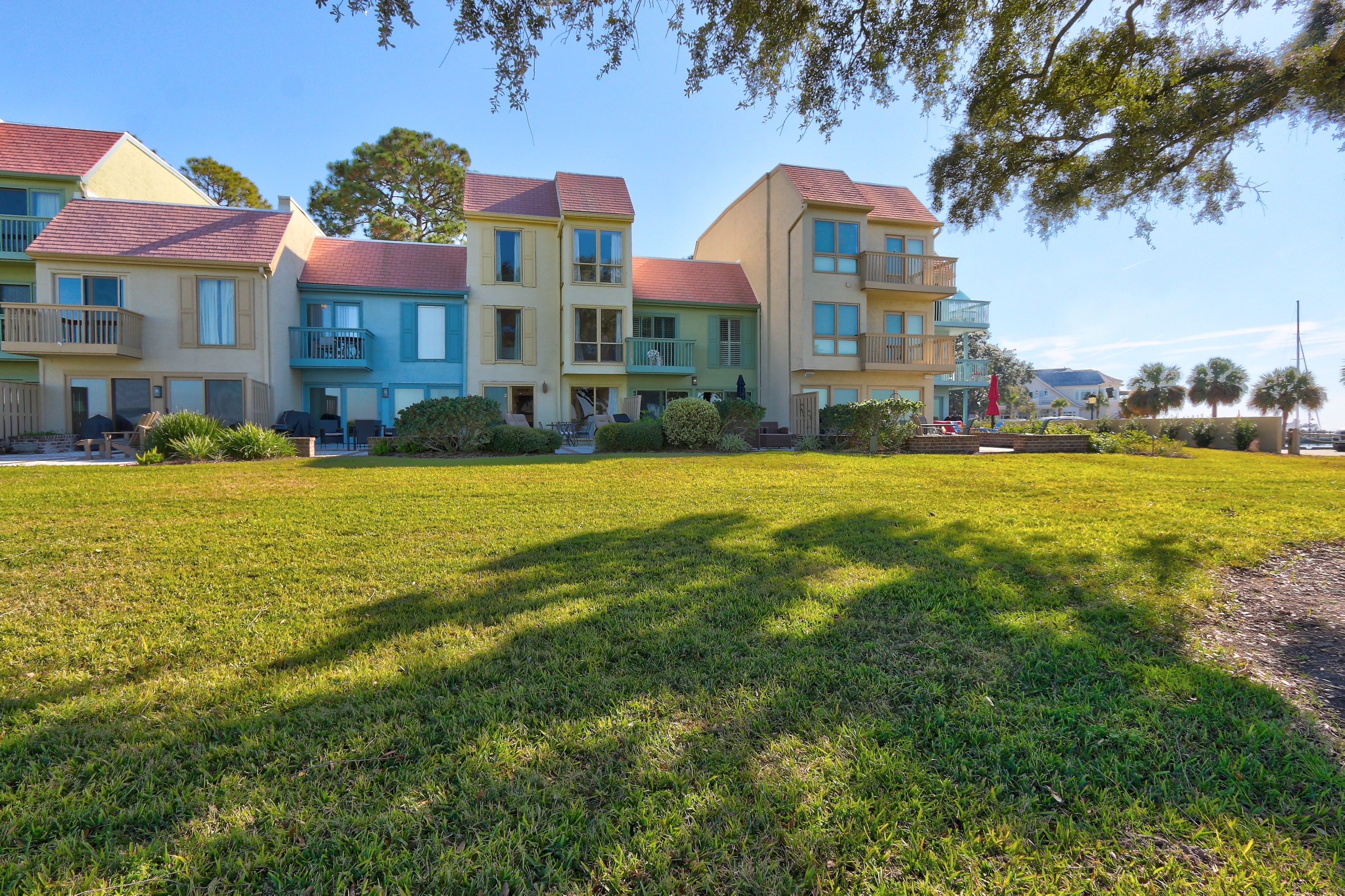 Schooner Court