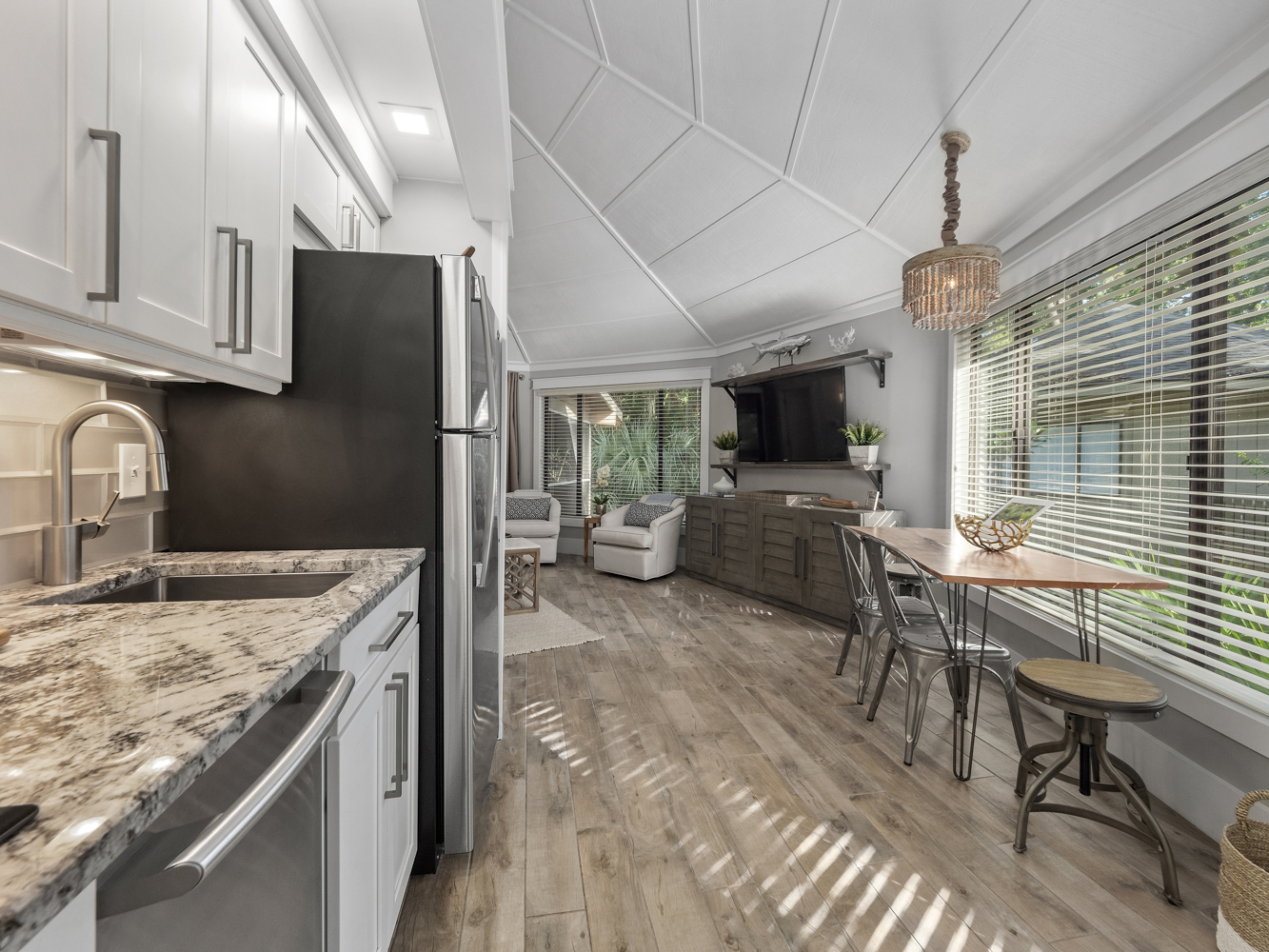 Dining Seating 